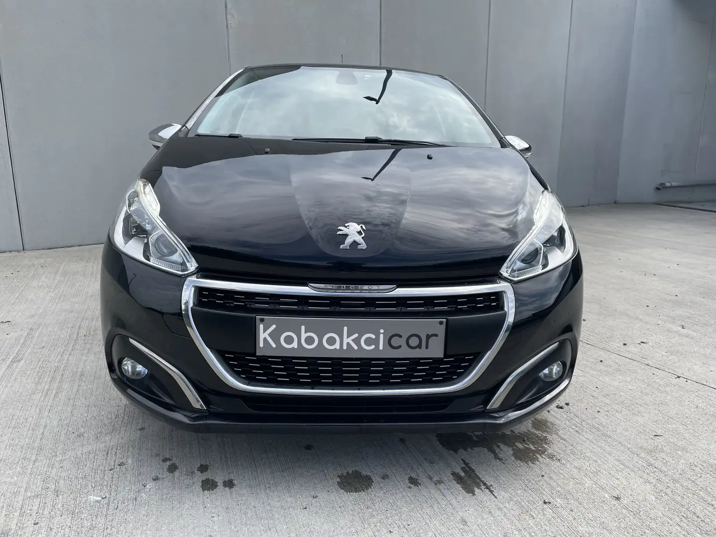 Peugeot 208 1.2 ESSENCE 82 CH SIGNATURE/CLIM/JA/APPLE CAR PLAY Noir - 2