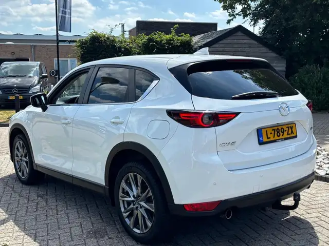 Mazda CX-5 view 8