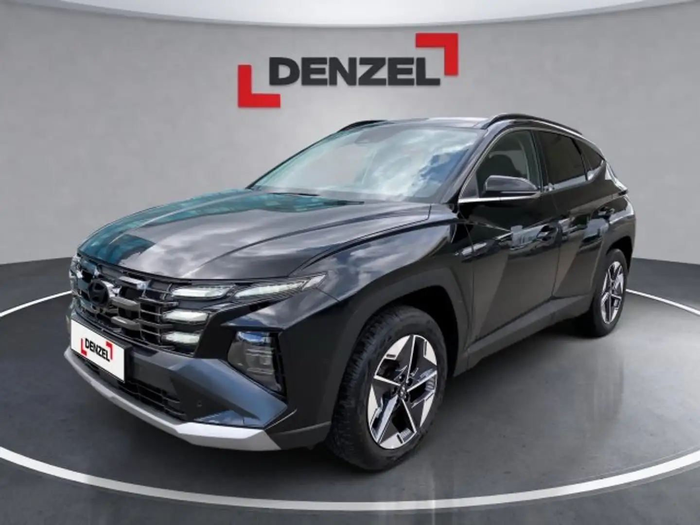Hyundai TUCSON NX4 GO Plus 1,6 T-GDi PHEV 4WD AT Schwarz - 1