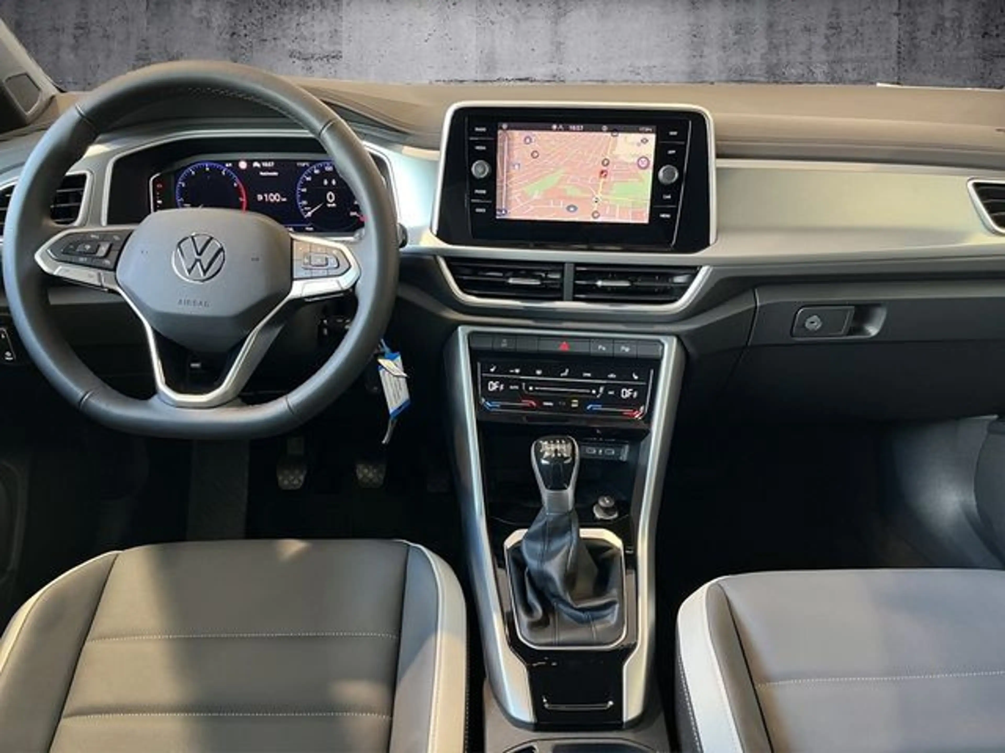Volkswagen T-Roc Cabrio 1,5 TSI Style Leder+Navi+LED — photo 7