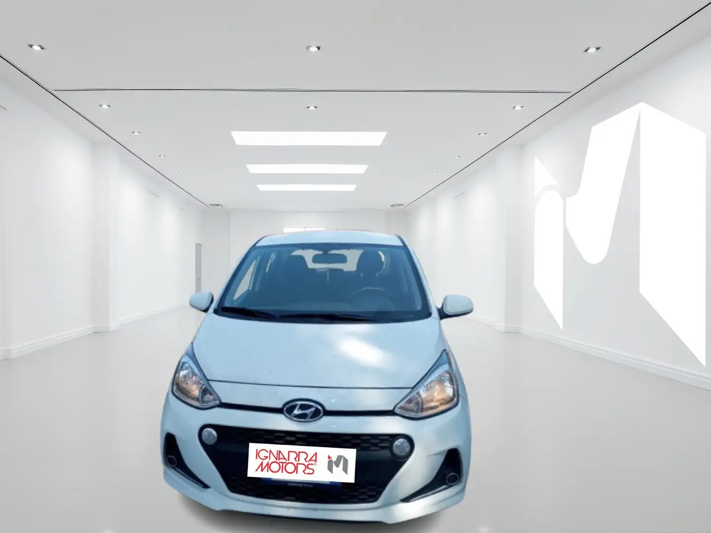 Hyundai i10 i10 II 2017 1.0 Tech FV650DL Bianco - 1