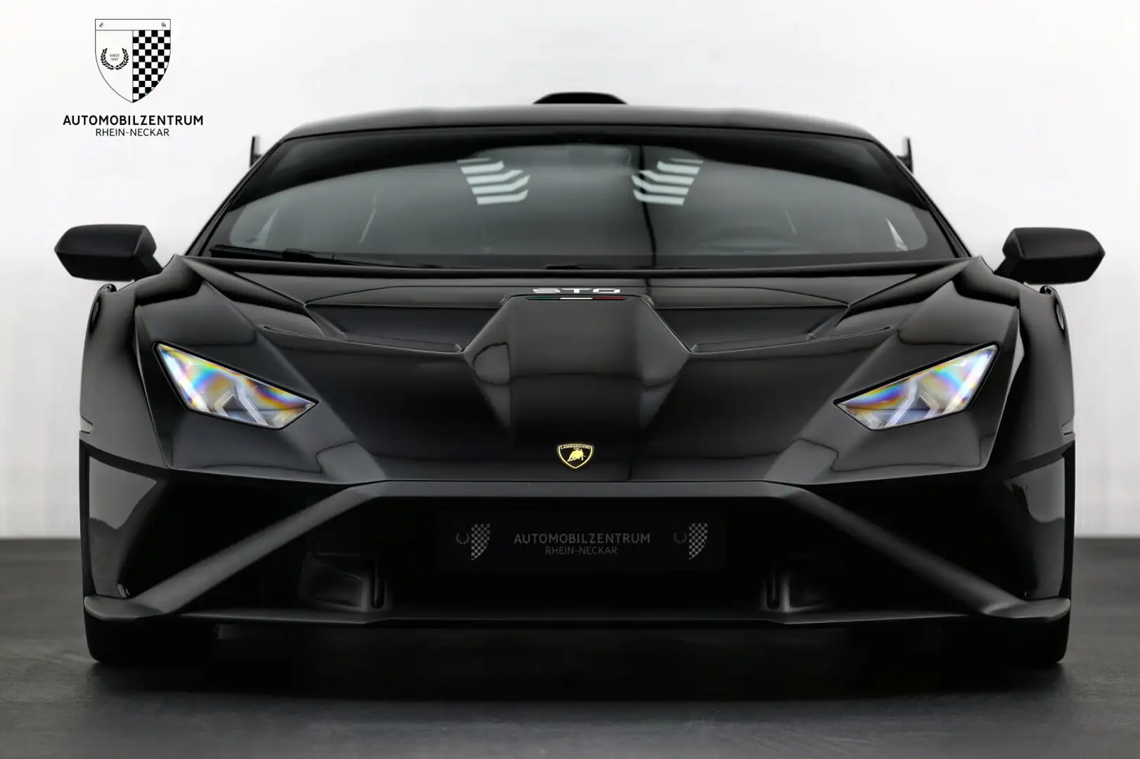 Lamborghini Huracán Huracán STO FullCarbon/RacingSeats/Travel/Camera Schwarz - 2