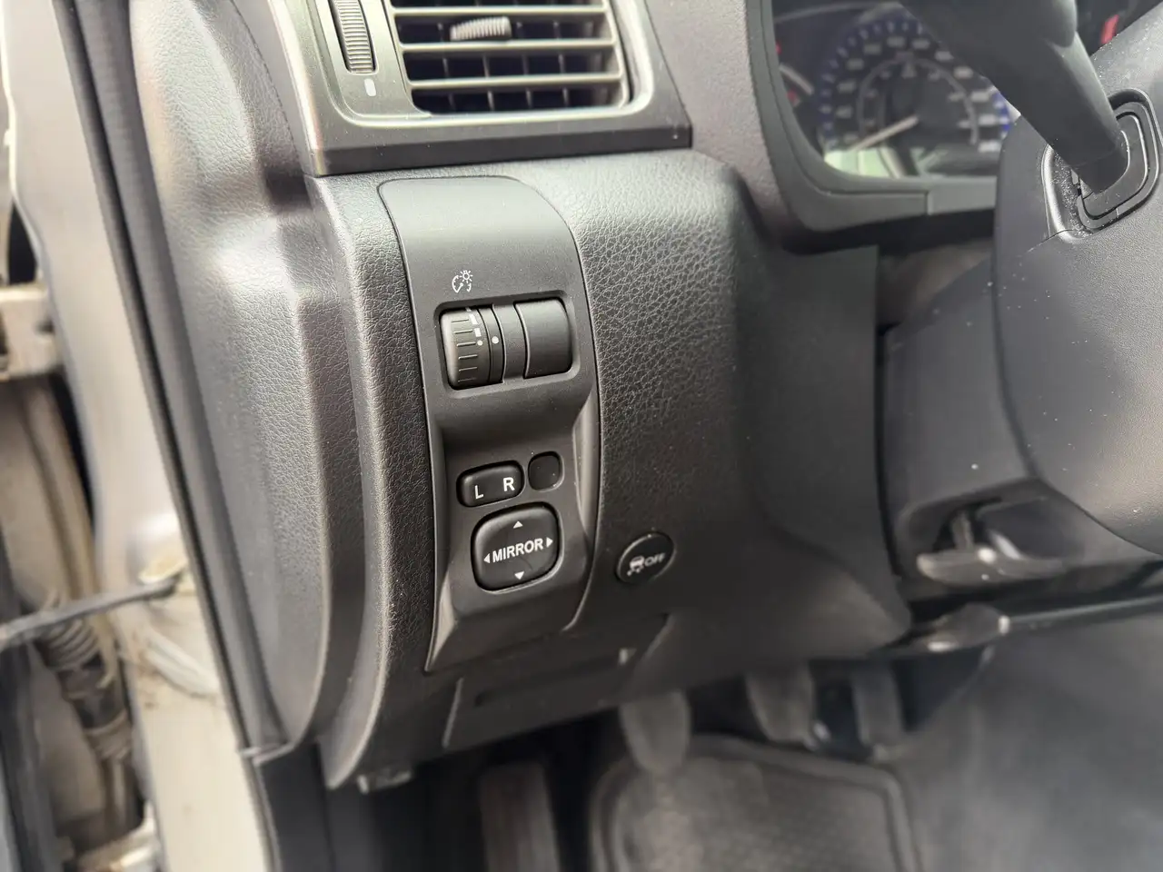 Subaru Forester снимка Subaru Forester