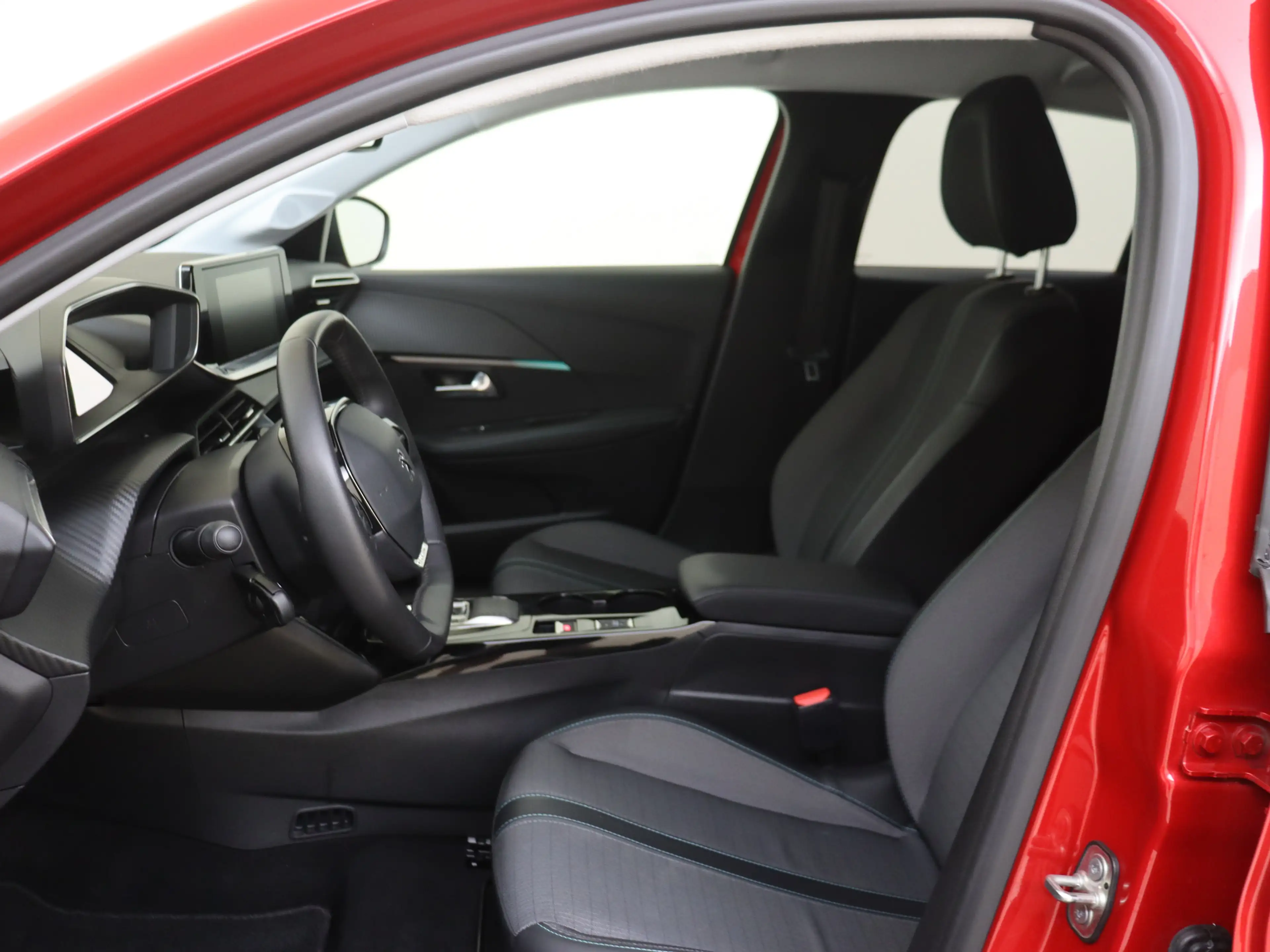 Peugeot e-208 EV Allure Pack 50 kWh — photo 10