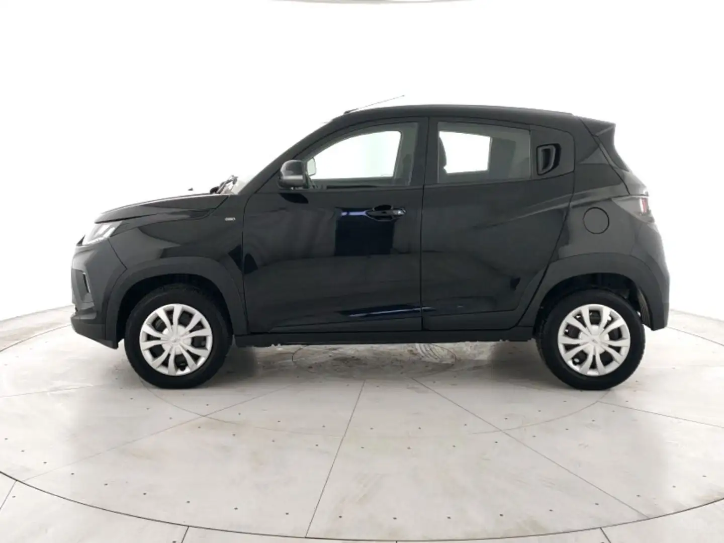 Mahindra KUV100 1.2 K6+ Negro - 2