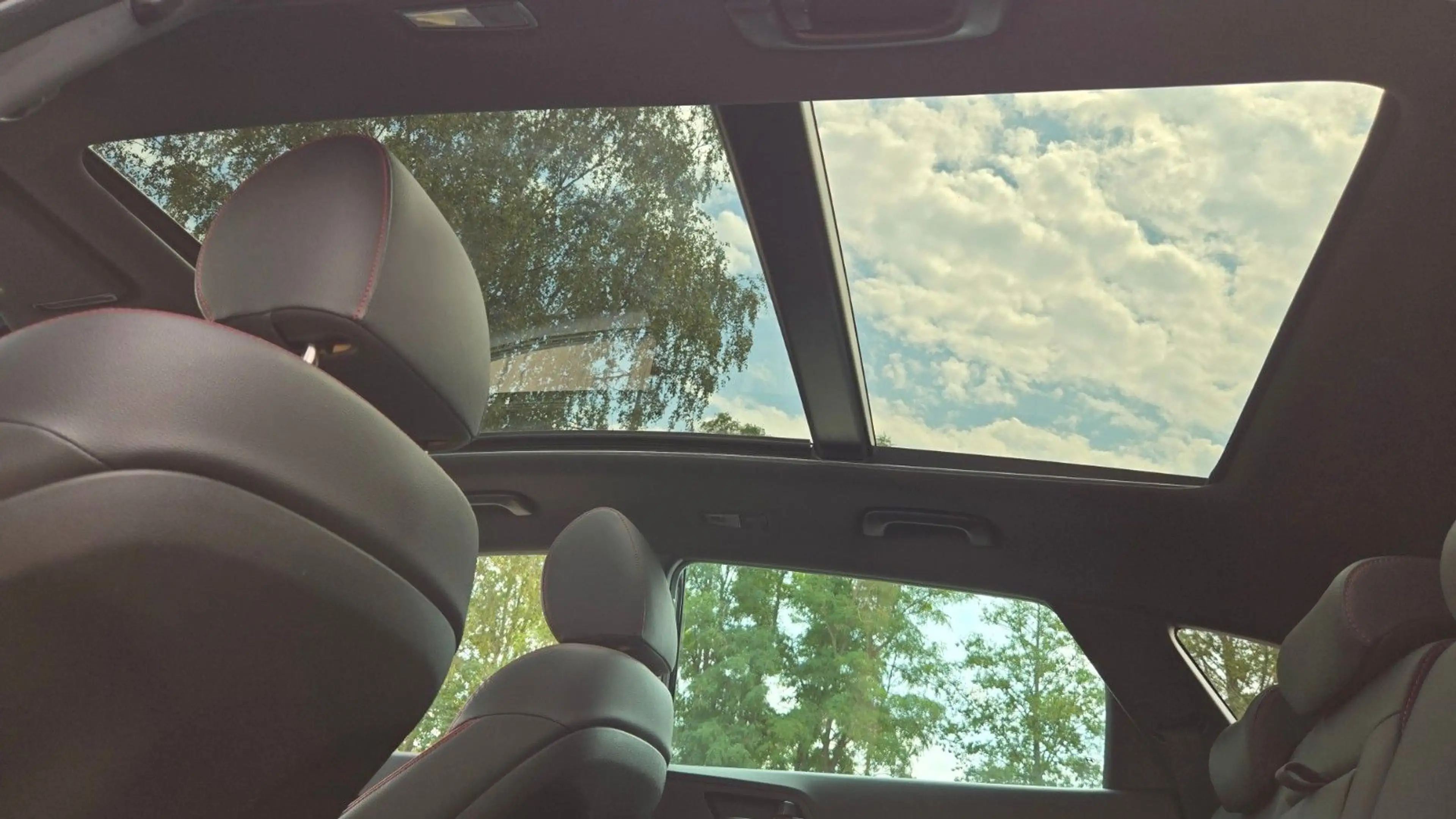 Hyundai TUCSON N Line 4WD 360°-Kam.Panorama Abstandstemp — photo 12