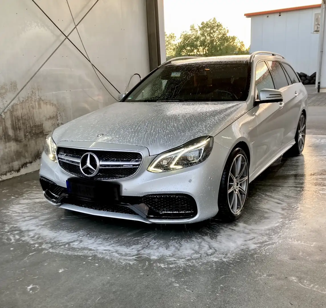 Mercedes-Benz E 63 AMG E 63 AMG 4Matic (212.292) Gri - 1