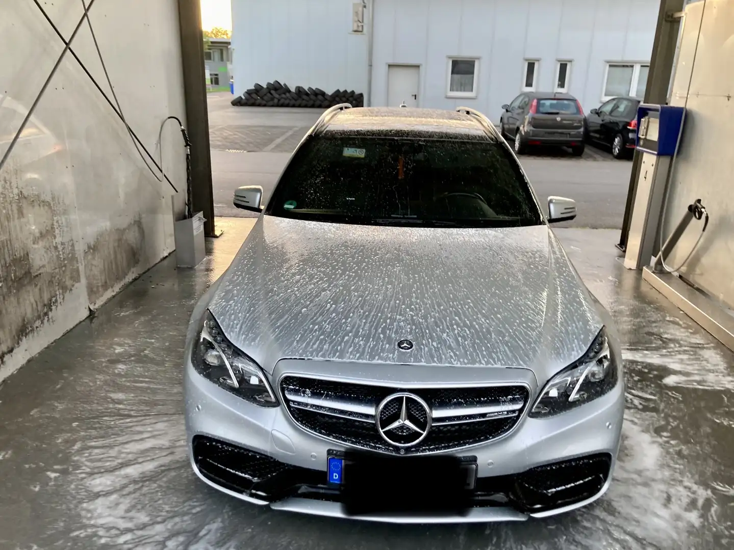 Mercedes-Benz E 63 AMG E 63 AMG 4Matic (212.292) Gri - 2