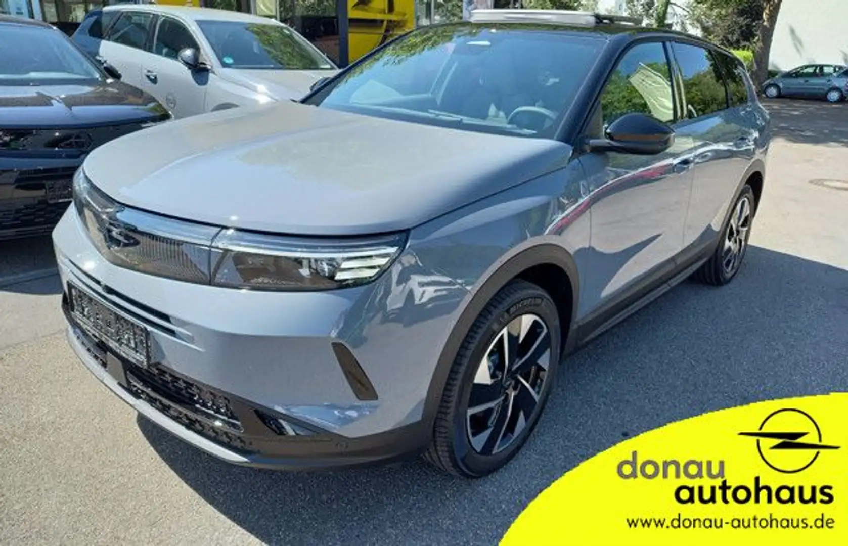 Opel Grandland X Grandland 1.2T GS MHEV, AHK, Panodach Gris - 1