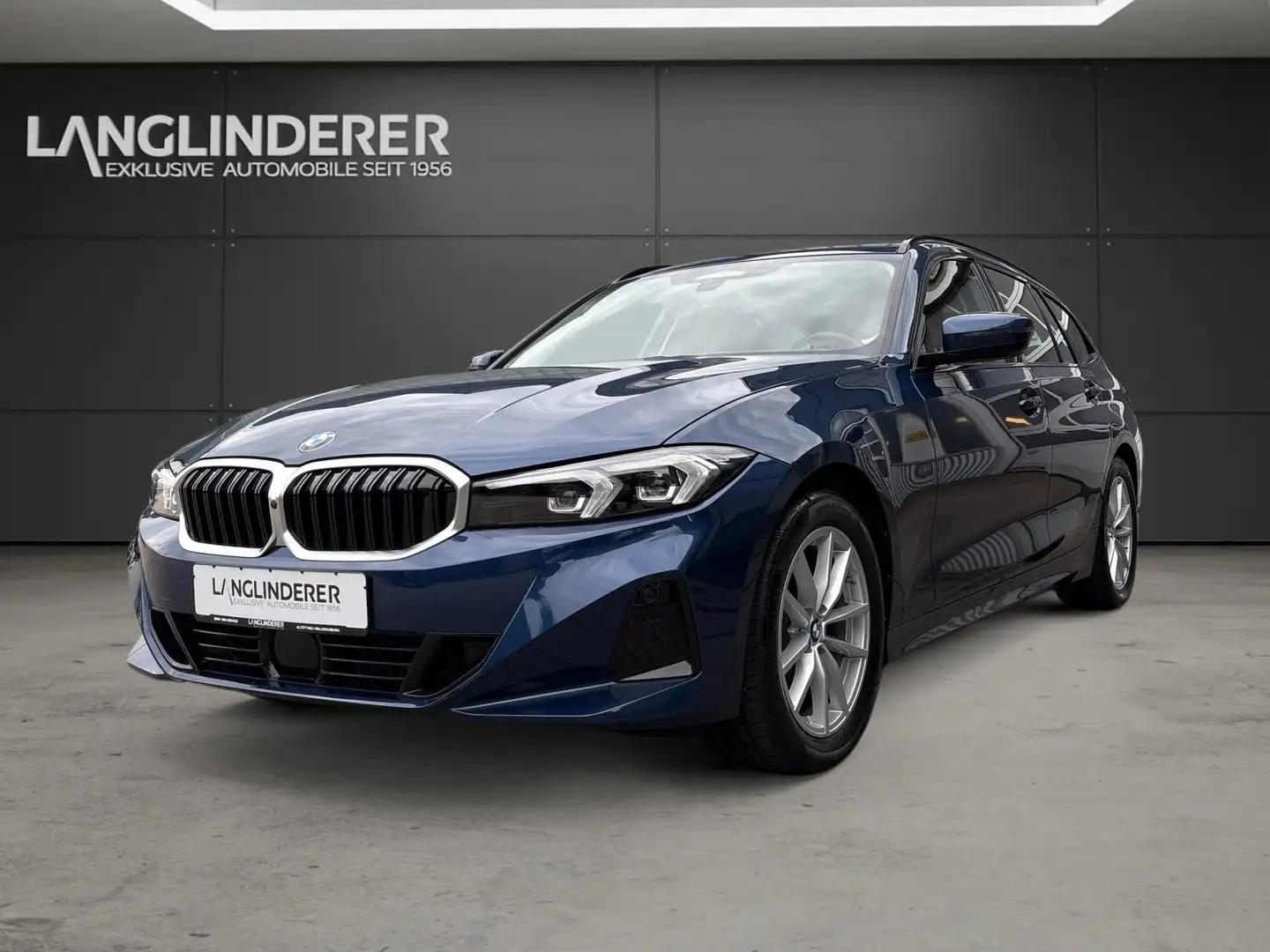 BMW 318 i Touring NP 52.769,- LiveCockpitProfessional Blau - 1