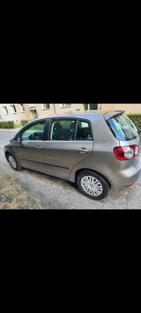 Volkswagen Golf Plus Rabbit 1,6 TDI DPF Braun - 1