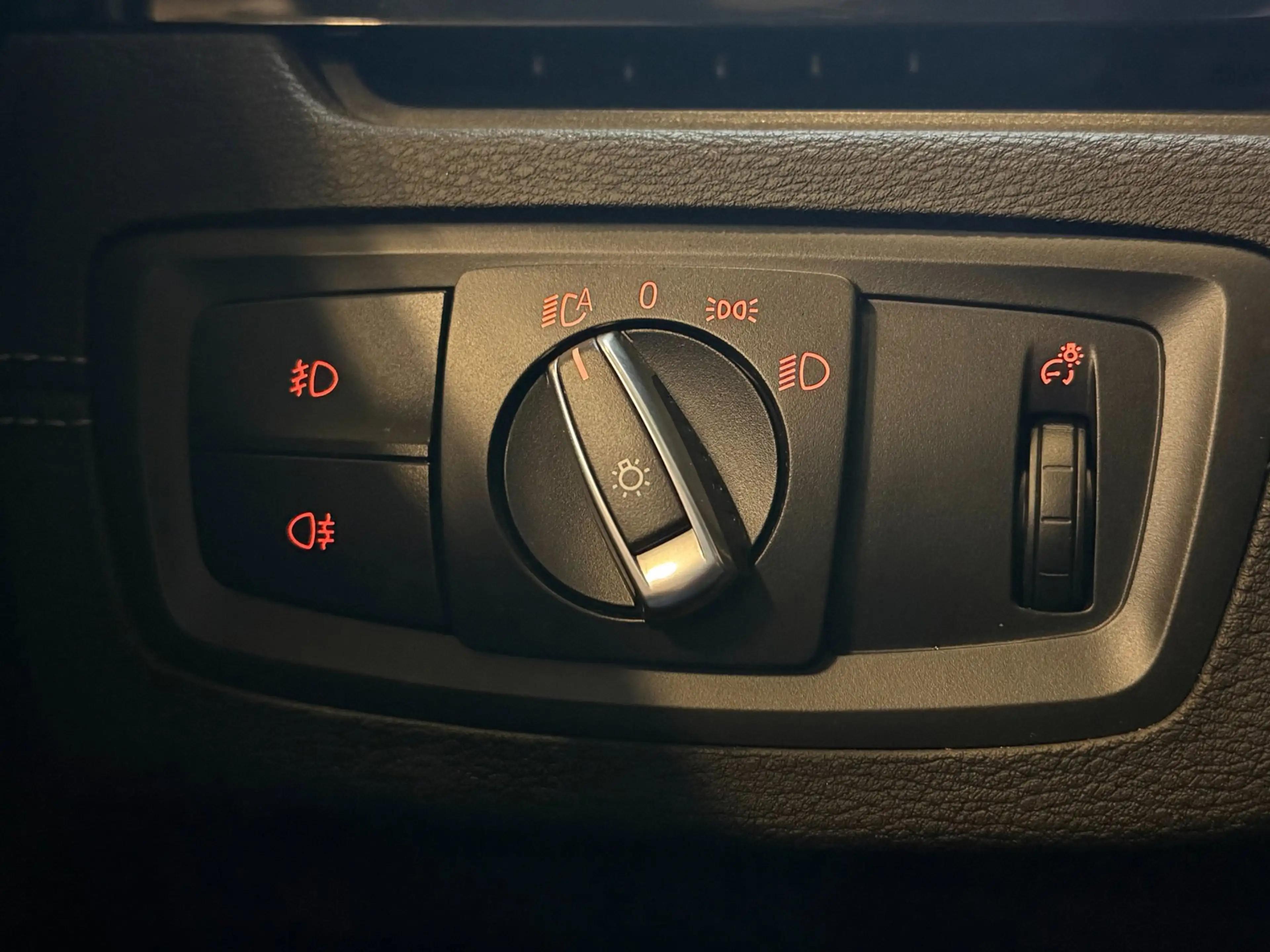 BMW X2 SDrive20i High Executive|Pano|Keyless|Trekhaak — photo 25