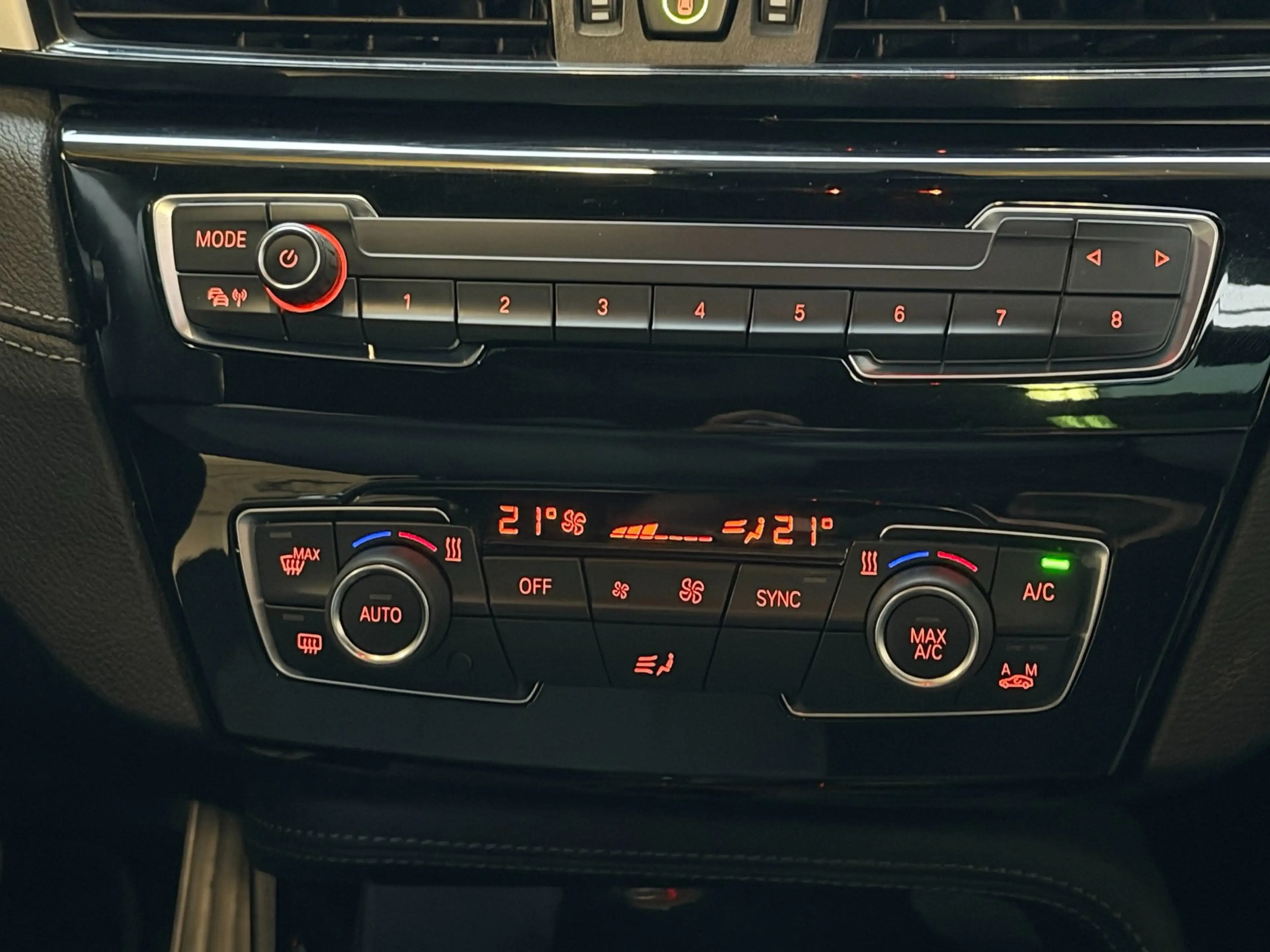 BMW X2 SDrive20i High Executive|Pano|Keyless|Trekhaak — photo 19