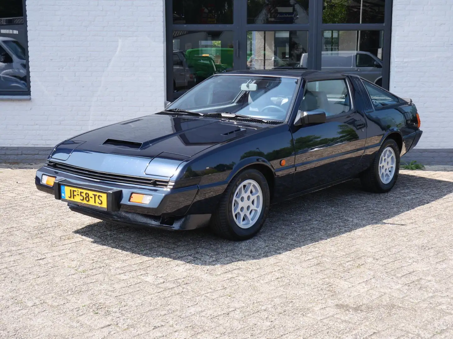Mitsubishi Starion 2.0 Turbo EX 90.000Km !!! Origineel Nederlands Zwart - 1