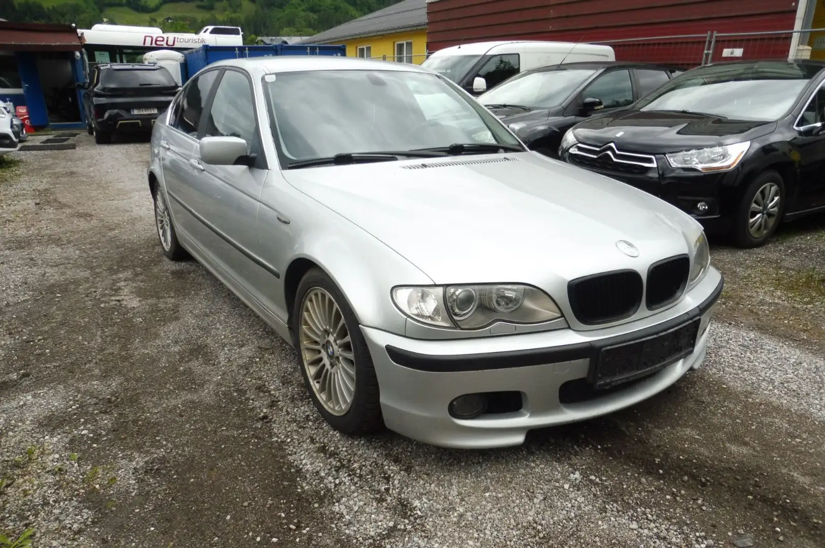 BMW 330 Baureihe 3 Lim. 330xi---Xenon Navi 4x4 M Argintiu - 1