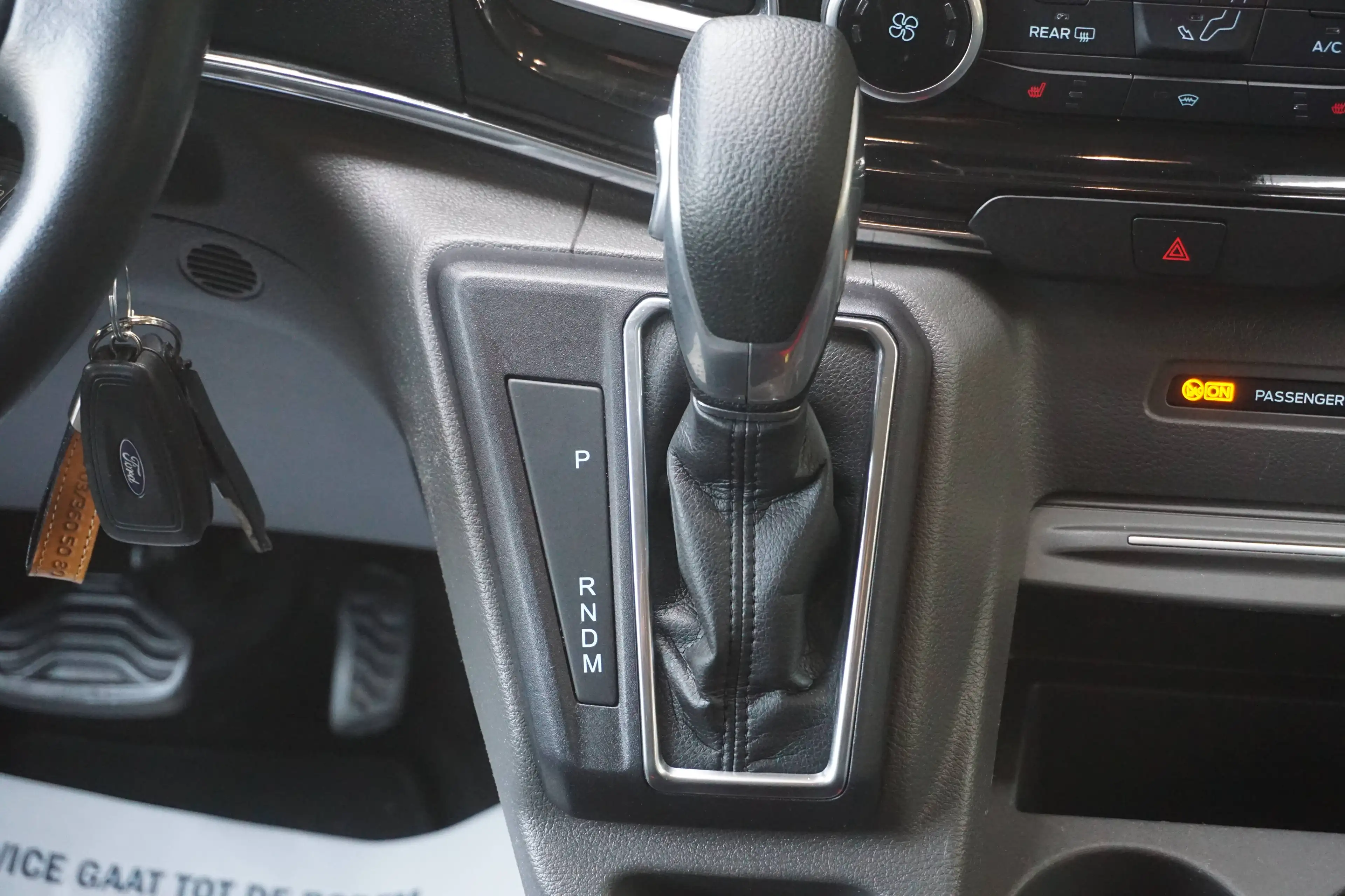 Ford Tourneo Custom 2.0 TDCi L2H1 Titanium S/S (EU6.2)-Navi-Aut-CruiseC-DodeH-Garantie — photo 12