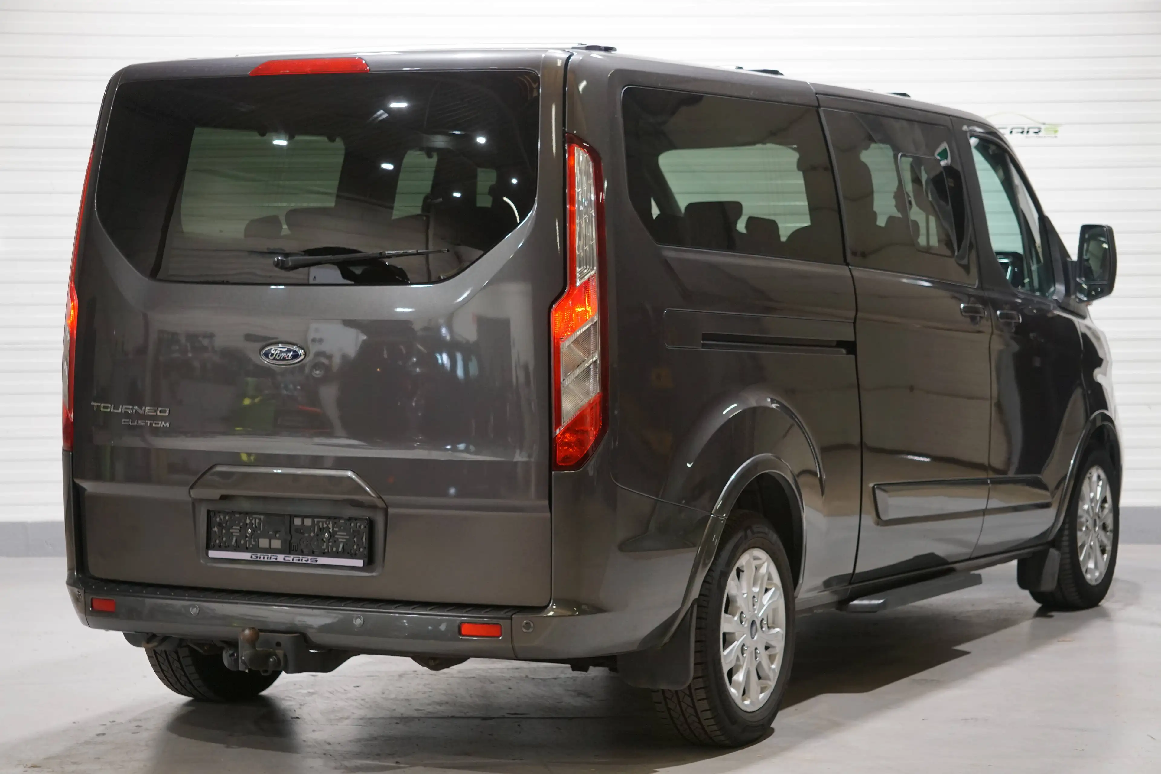 Ford Tourneo Custom 2.0 TDCi L2H1 Titanium S/S (EU6.2)-Navi-Aut-CruiseC-DodeH-Garantie — photo 3