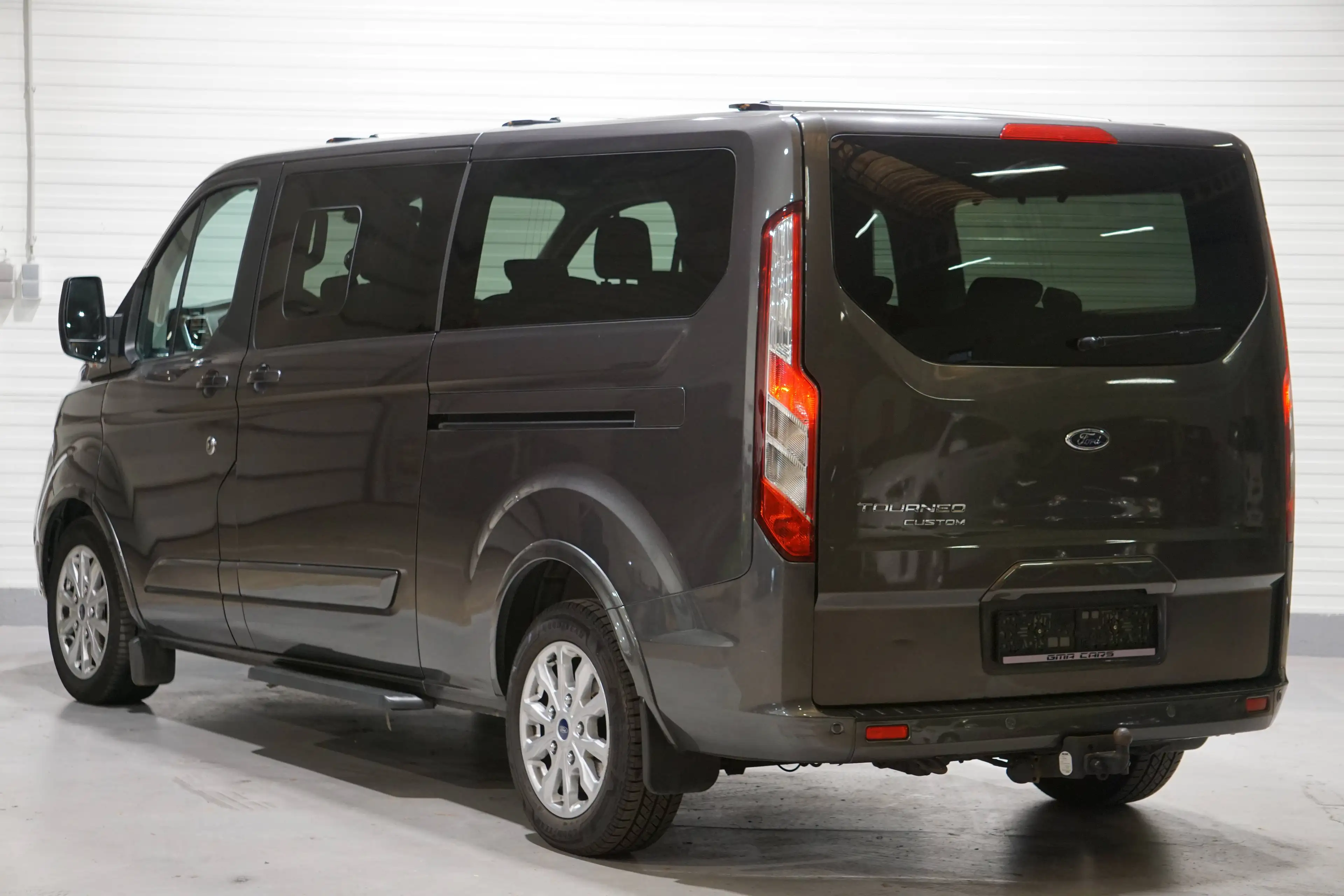 Ford Tourneo Custom 2.0 TDCi L2H1 Titanium S/S (EU6.2)-Navi-Aut-CruiseC-DodeH-Garantie — photo 4