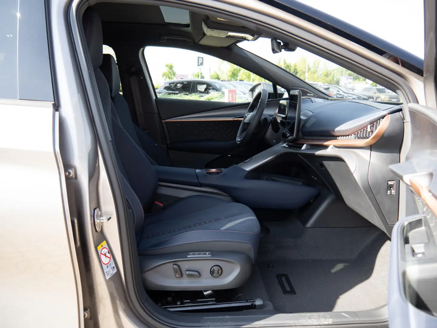 CUPRA Tavascan 250 kW VZ 4Drive ACC HUD LED 360° Grau - 2