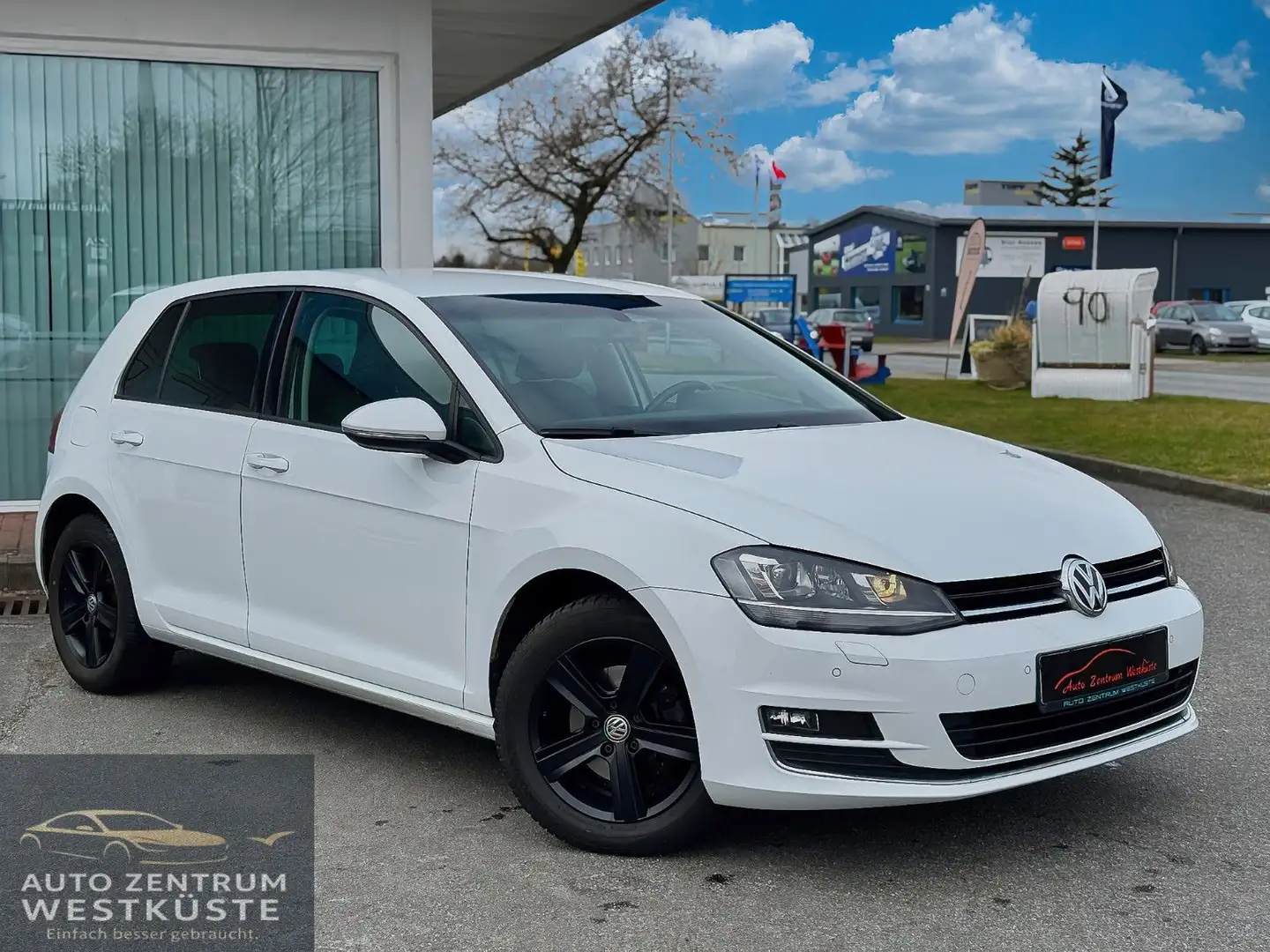 Volkswagen Golf VII Lim. Highline Navi Bi-Xenon SHZ Tempoma Blanco - 1