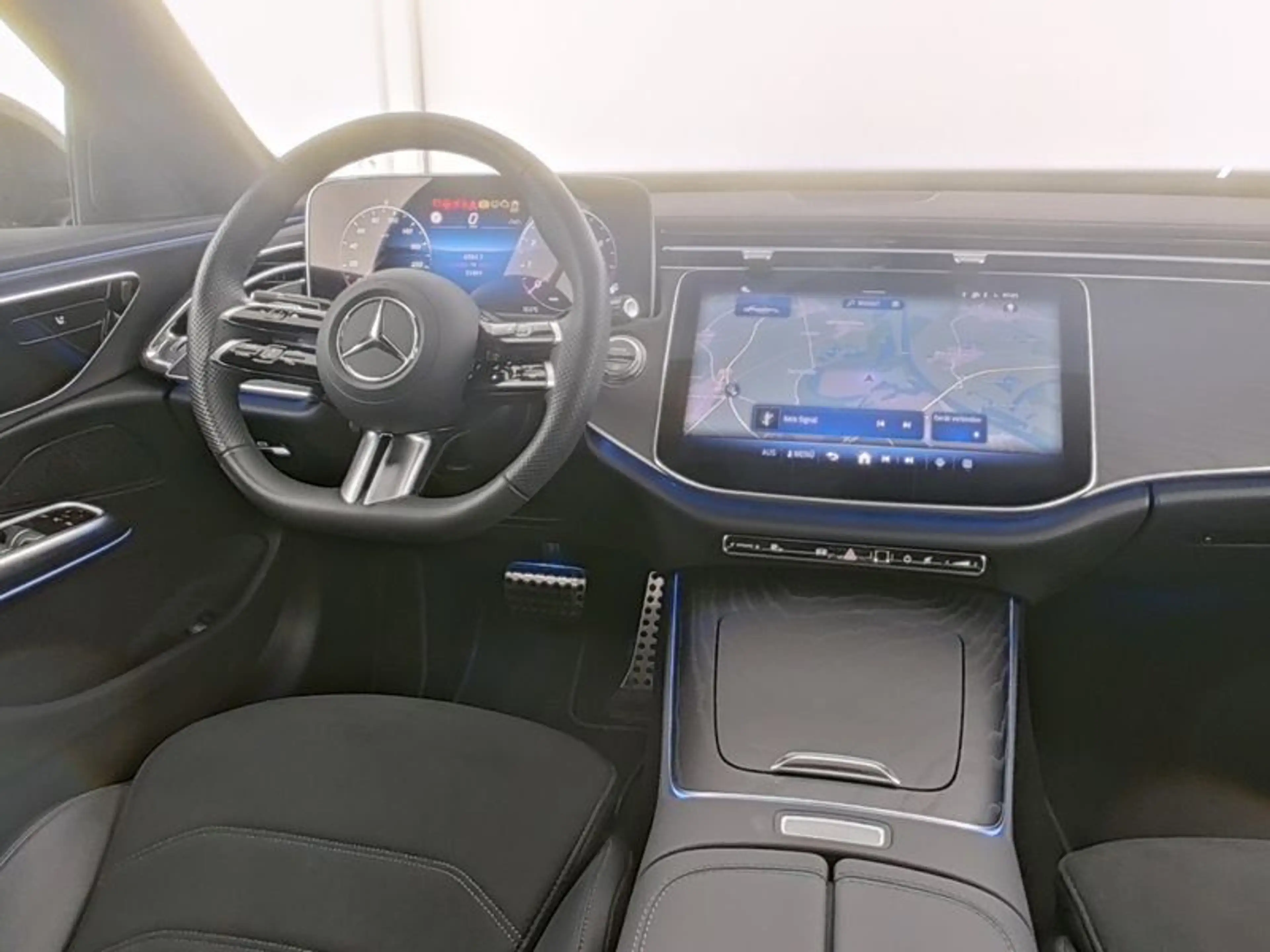 Mercedes-Benz E 200 AMG Advanced/20"/Distronic/Night/Kamera — photo 6