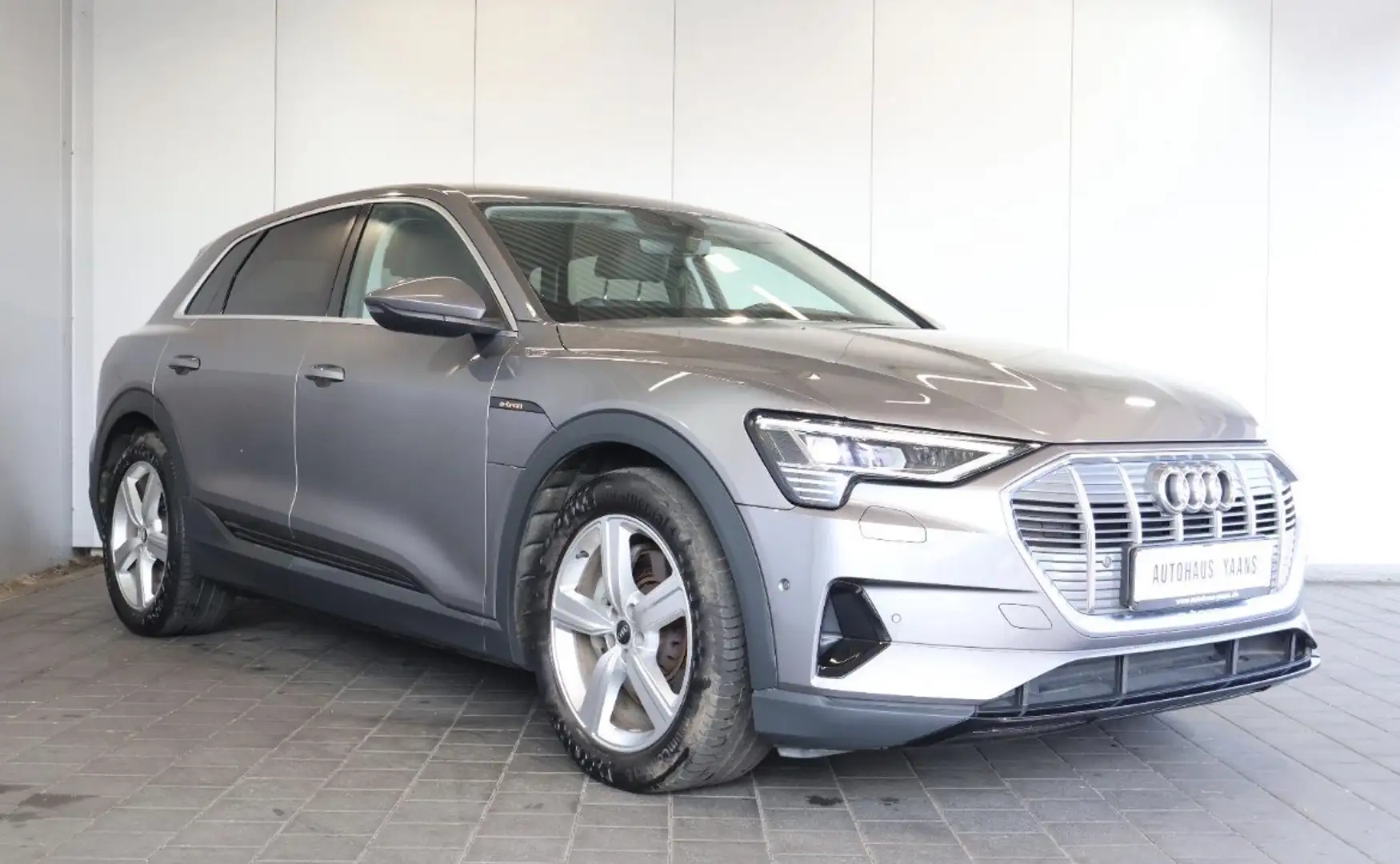Audi e-tron e-tron S quattro PREZZO FINITO Grigio - 1