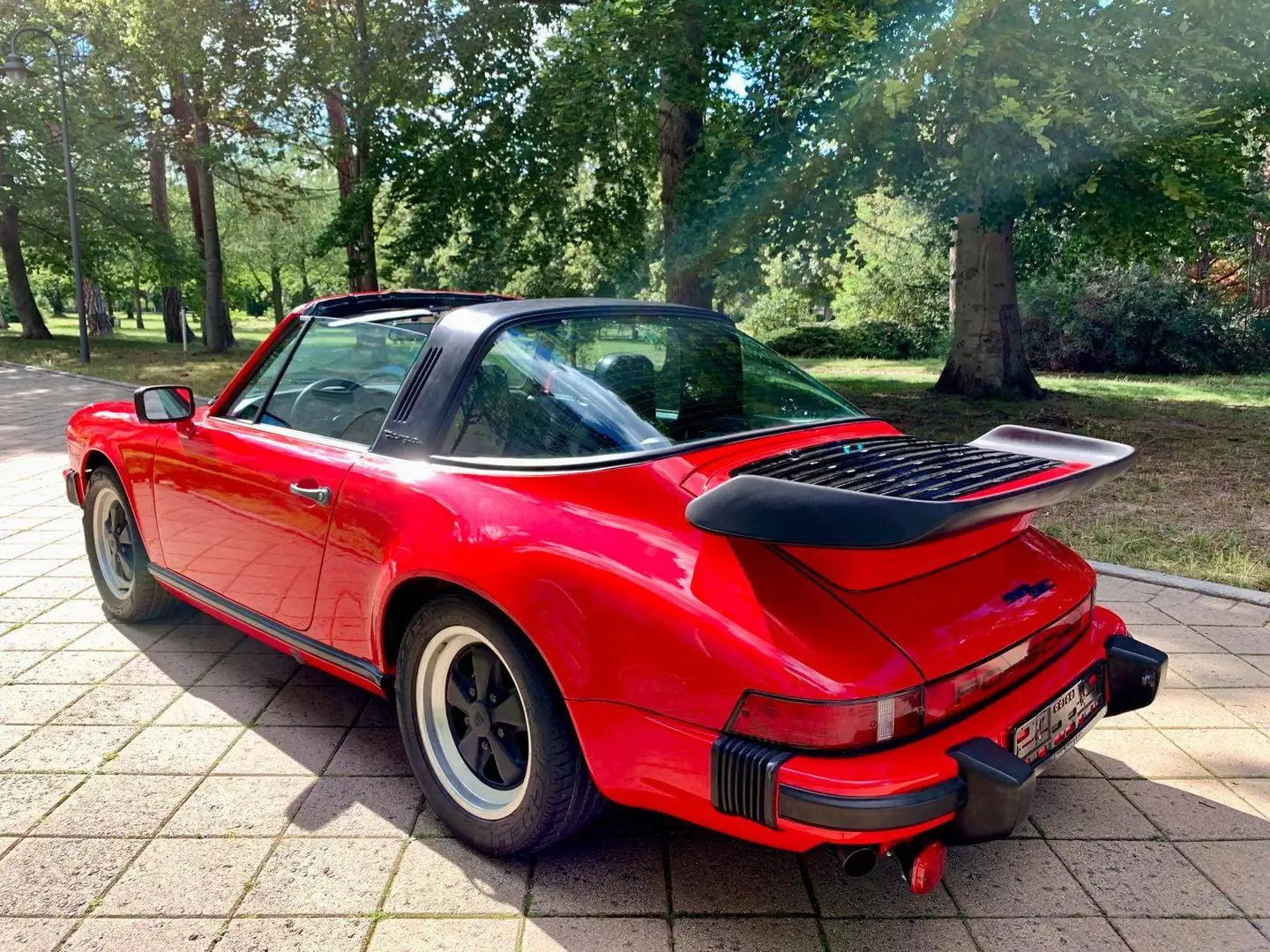 Porsche 930 911 SC 3.0 Targa | rostfrei | Motor revidiert | Deutsche Erstauslieferung | 2 Besitzer Rot - 2