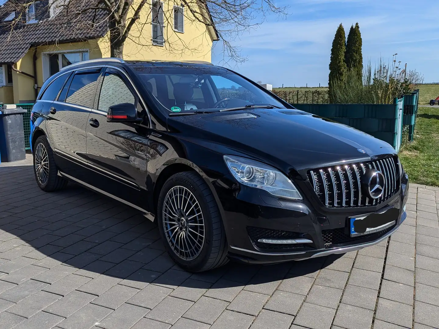 Mercedes-Benz R 350 R 350 CDI L DPF 4Matic 7G-TRONIC Černá - 1