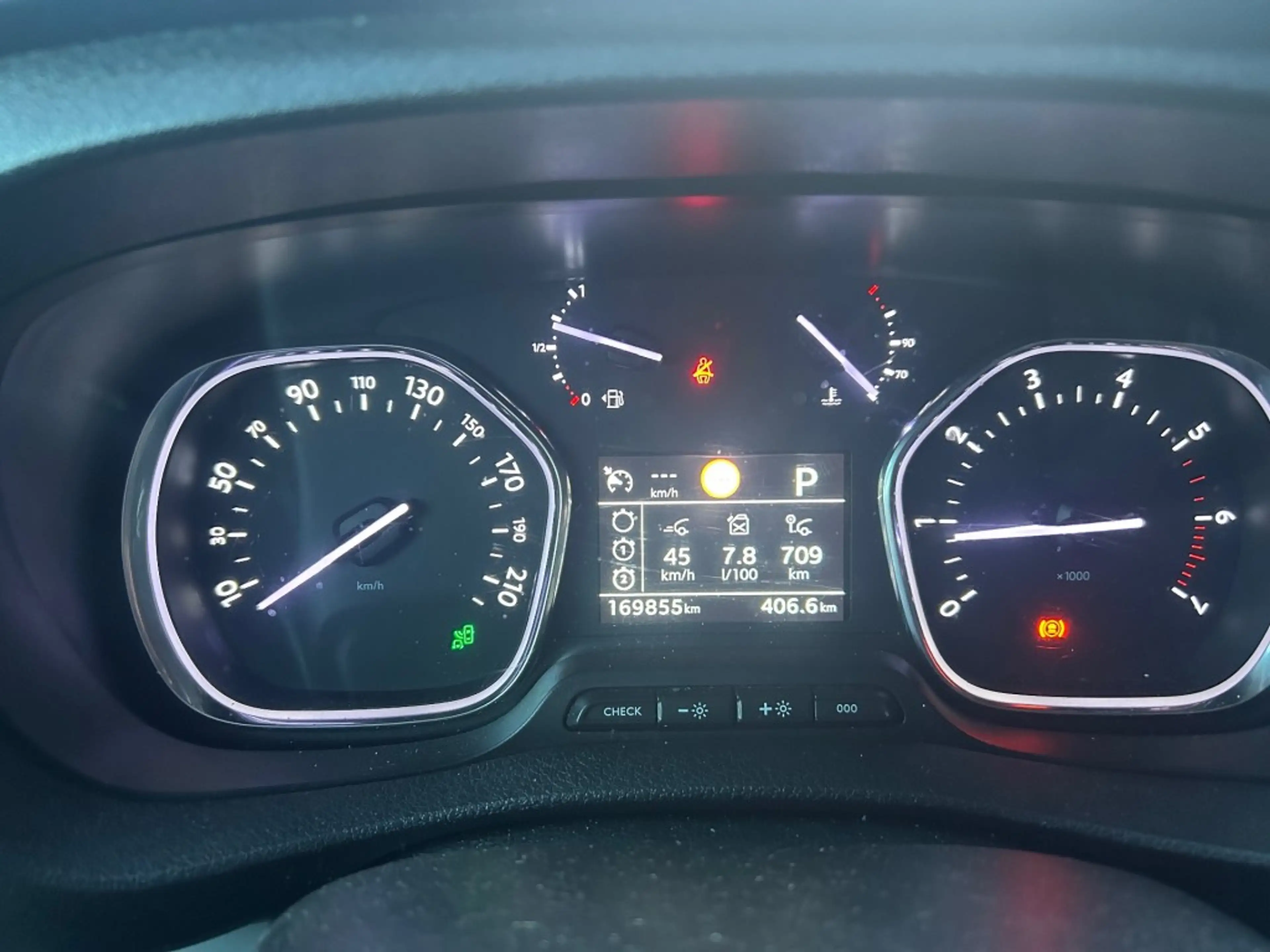 Peugeot Expert 227S 2.0 BlueHDI 180 Premium Pack AUTOMAAT 2x schu — photo 5