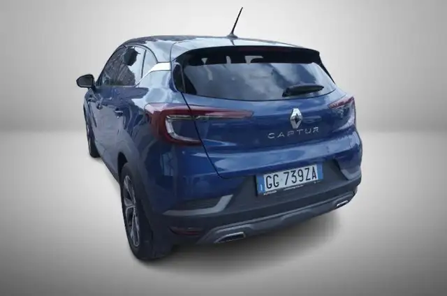Renault Captur view 3