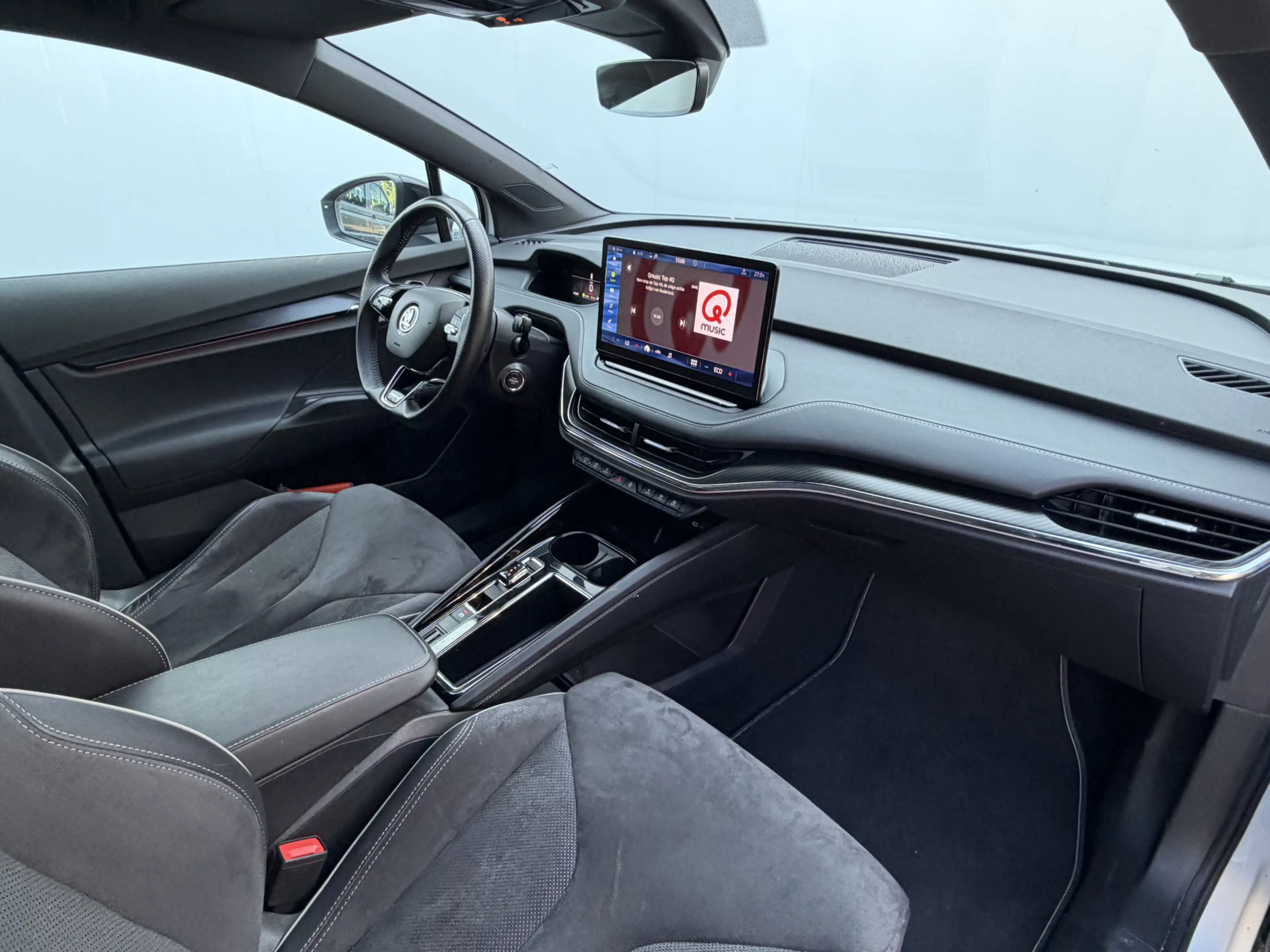 Skoda Enyaq iV 60 Sportline Pano Camera Carplay Led Stoel/Stuu — photo 3