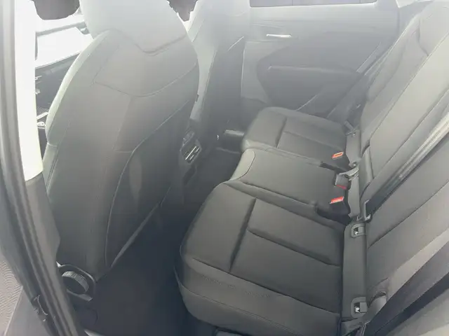 Audi Q3 TFSI quattro 150 kW intense Ansicht 11