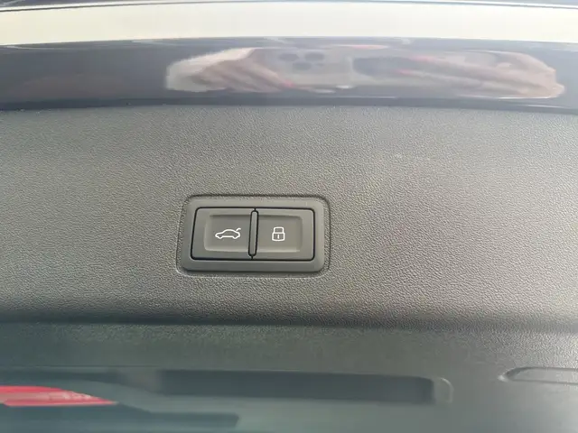 Audi Q3 TFSI quattro 150 kW intense Ansicht 13