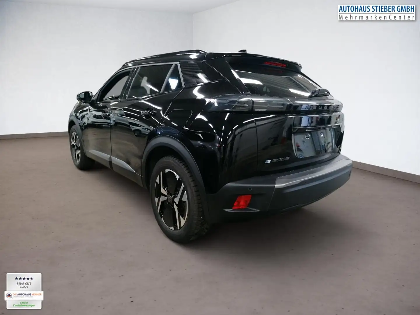 Peugeot 2008 GT NAVI+KEYLESS+RFK+EPH 100 kW (136 PS), Automa... Negru - 2