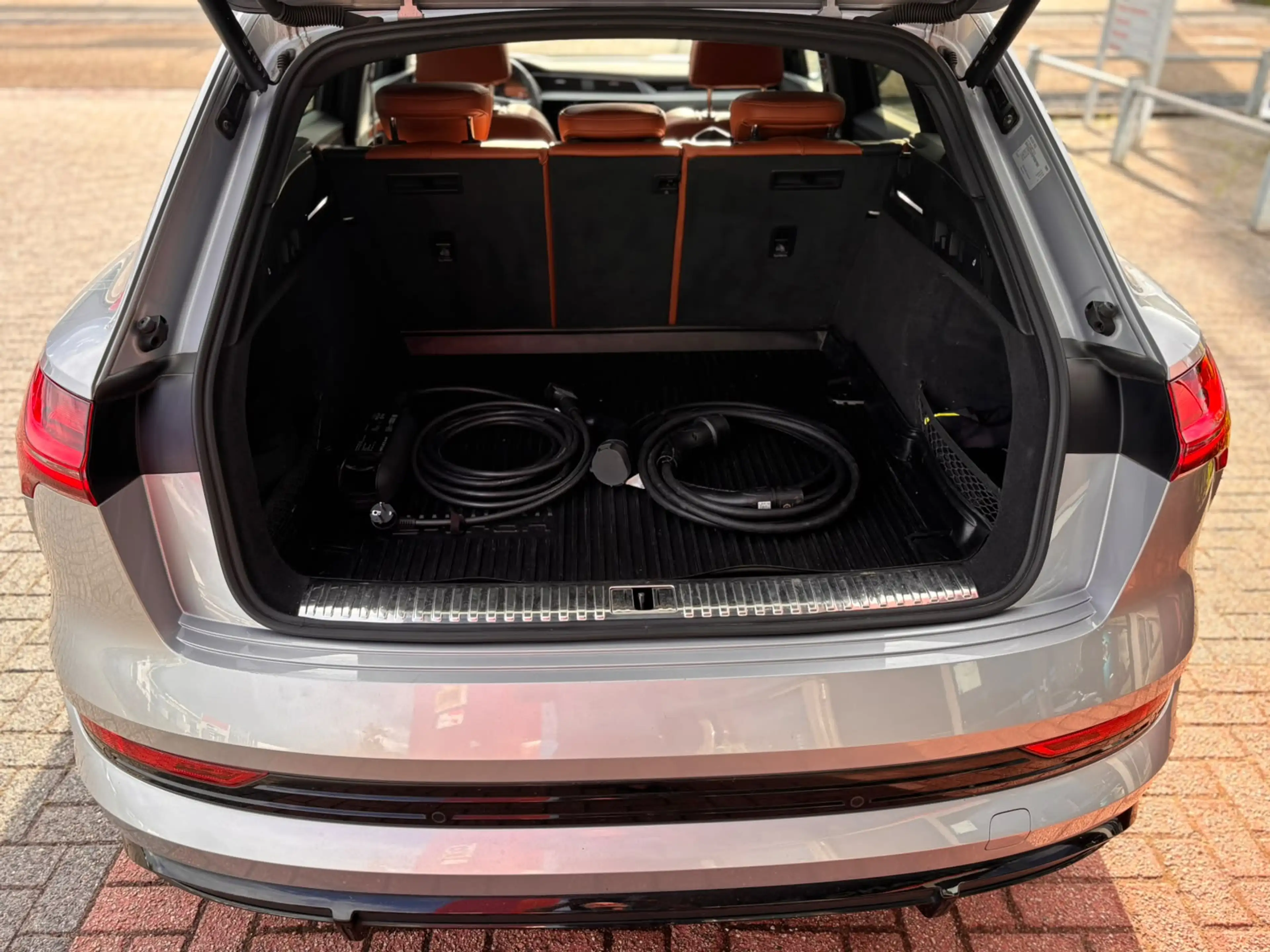 Audi e-tron 55 quattro S edition 95 kWh | Pano | ACC — photo 27