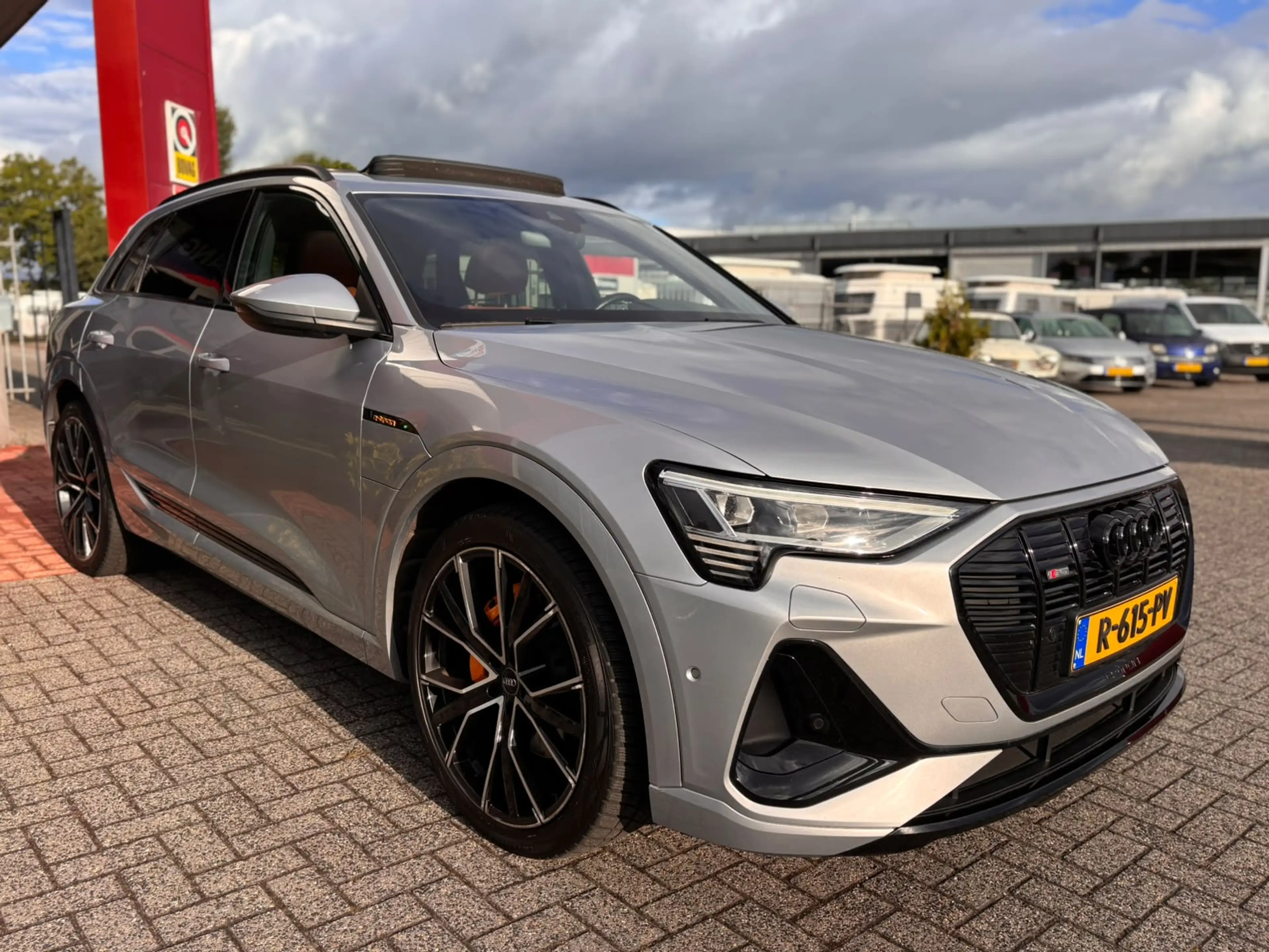 Audi e-tron 55 quattro S edition 95 kWh | Pano | ACC — photo 26