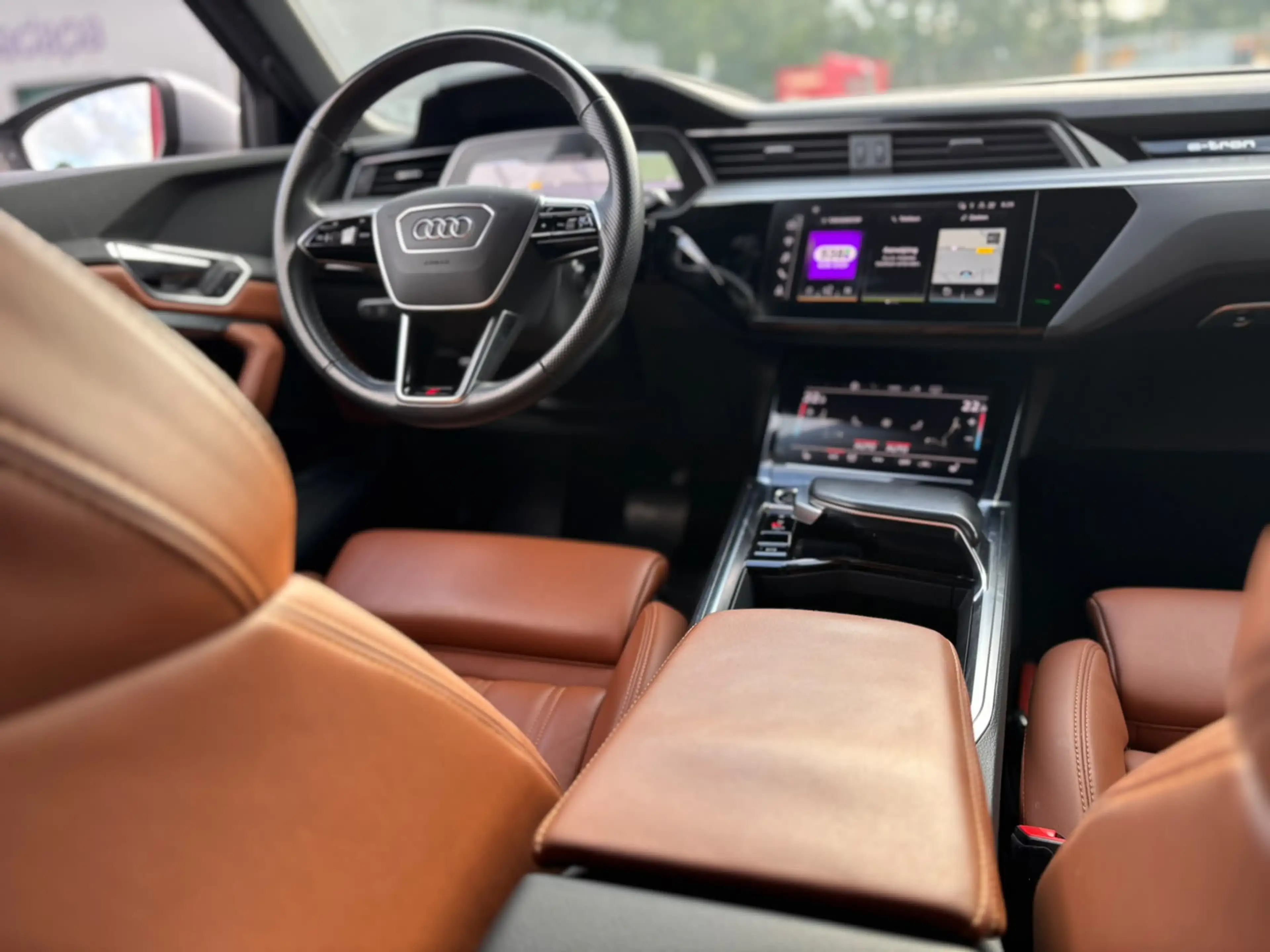 Audi e-tron 55 quattro S edition 95 kWh | Pano | ACC — photo 14