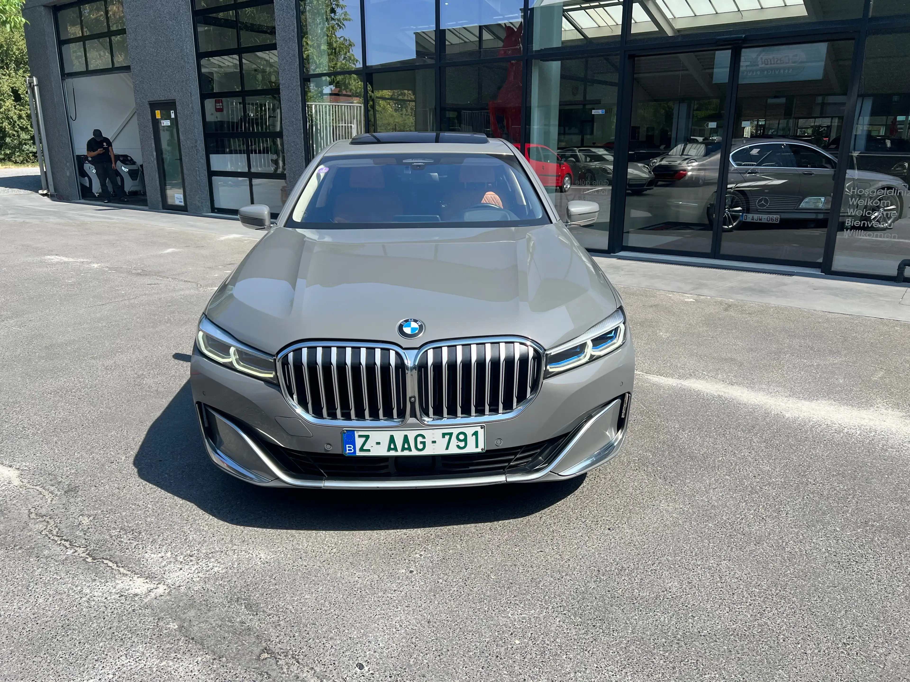 BMW 745 745eA PHEV OPF (EU6AP) full option ! — photo 2