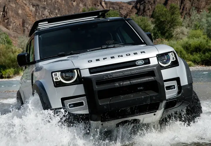 Land Rover Defender Com. 110 SW E 2016, foto 5