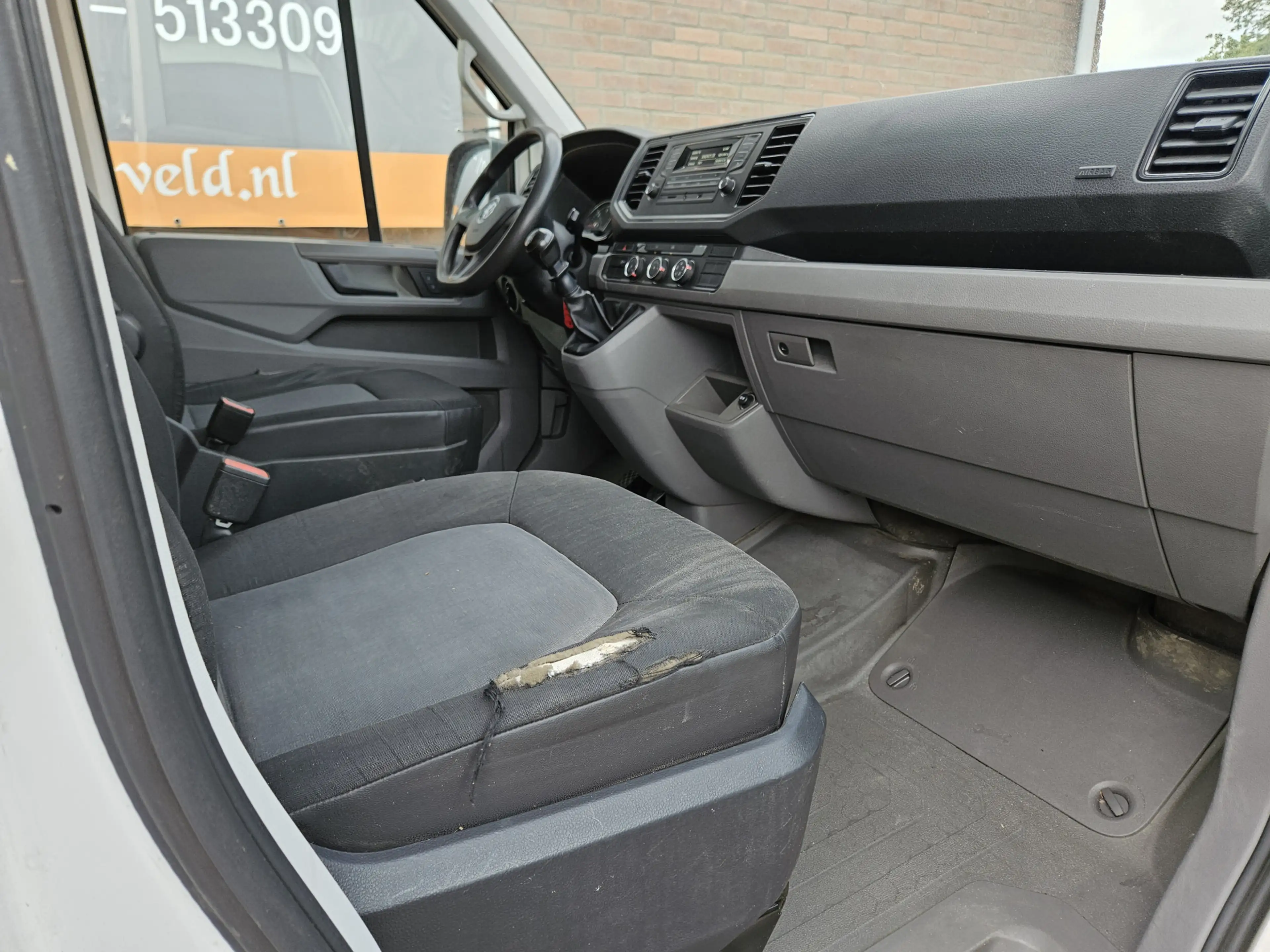 Volkswagen Crafter 35 2.0 TDI L4 DC Highline — photo 24