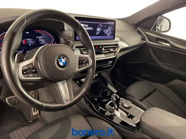 BMW X4 view 15