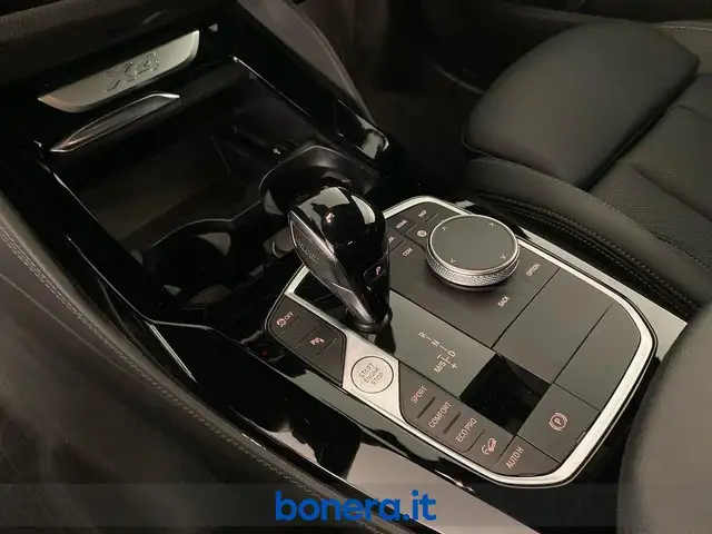 BMW X4 view 23