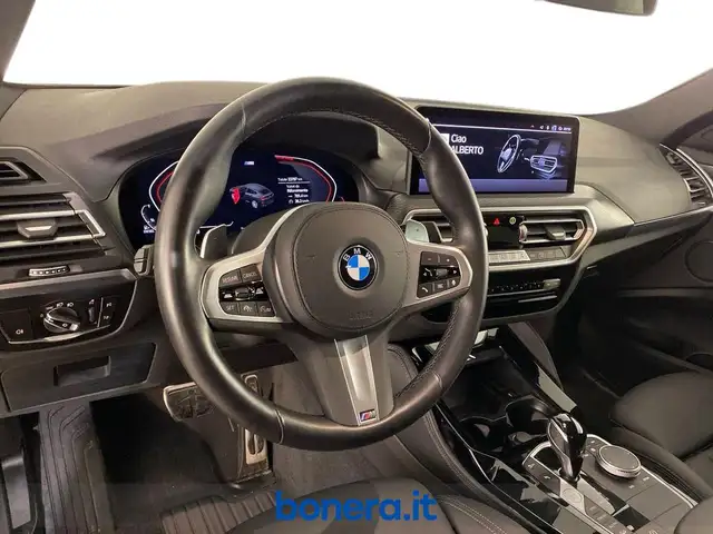 BMW X4 view 16
