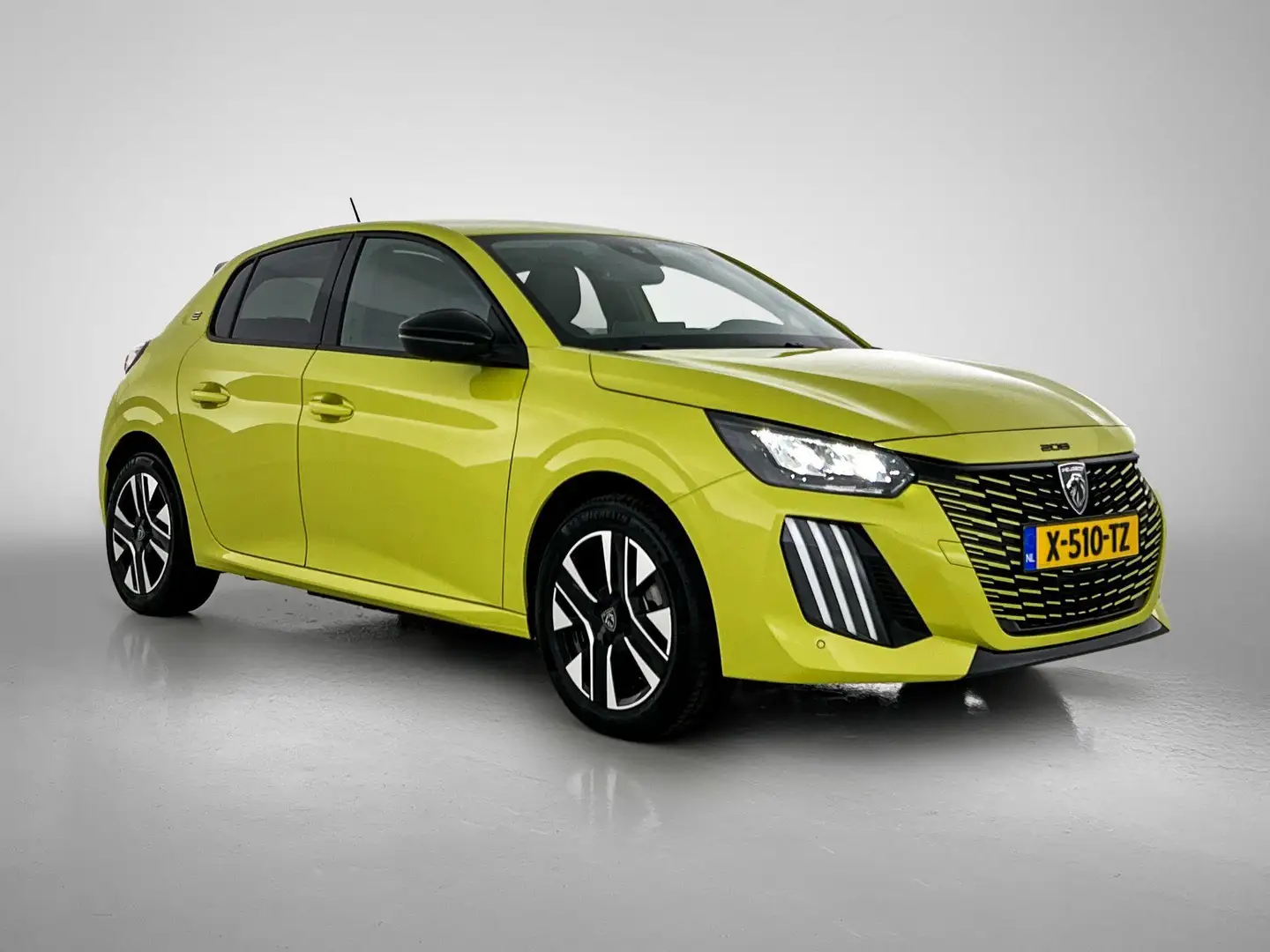 Peugeot e-208 EV Style 50 kWh 136pk | Navigatie | Climate Contro Jaune - 2