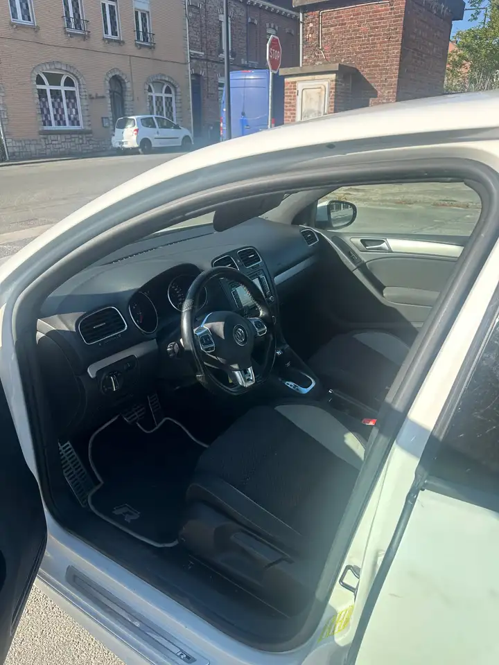 Volkswagen Golf Standard Model — photo 4