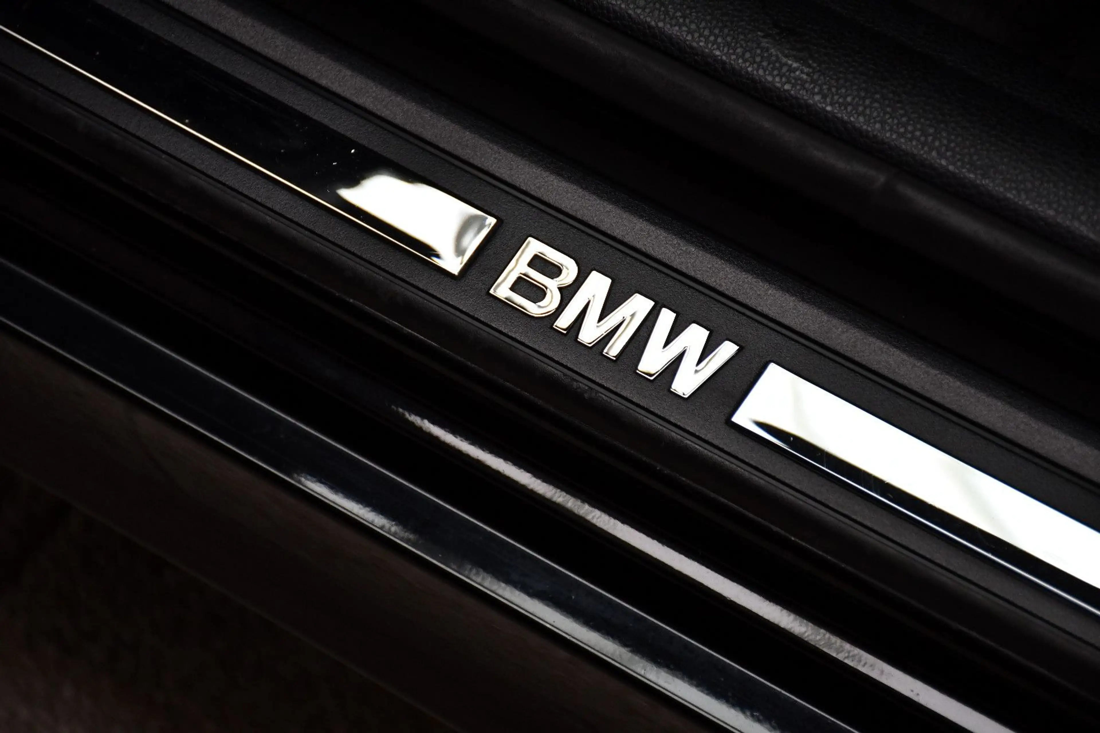 BMW 125 i Coupe 3.0 6 Zyl Autmatik Leder nur 85tkm! — photo 11