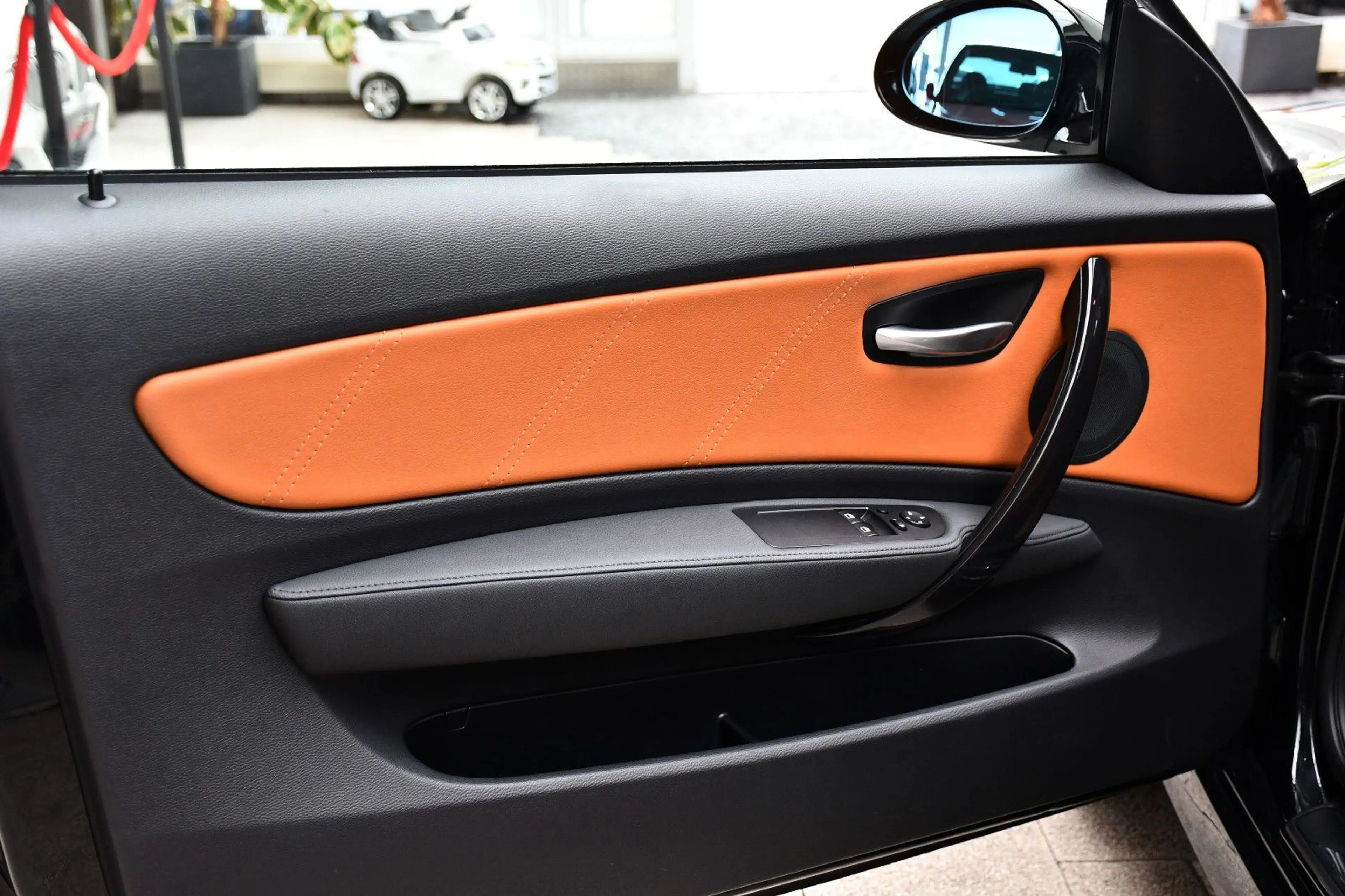 BMW 125 i Coupe 3.0 6 Zyl Autmatik Leder nur 85tkm! — photo 7