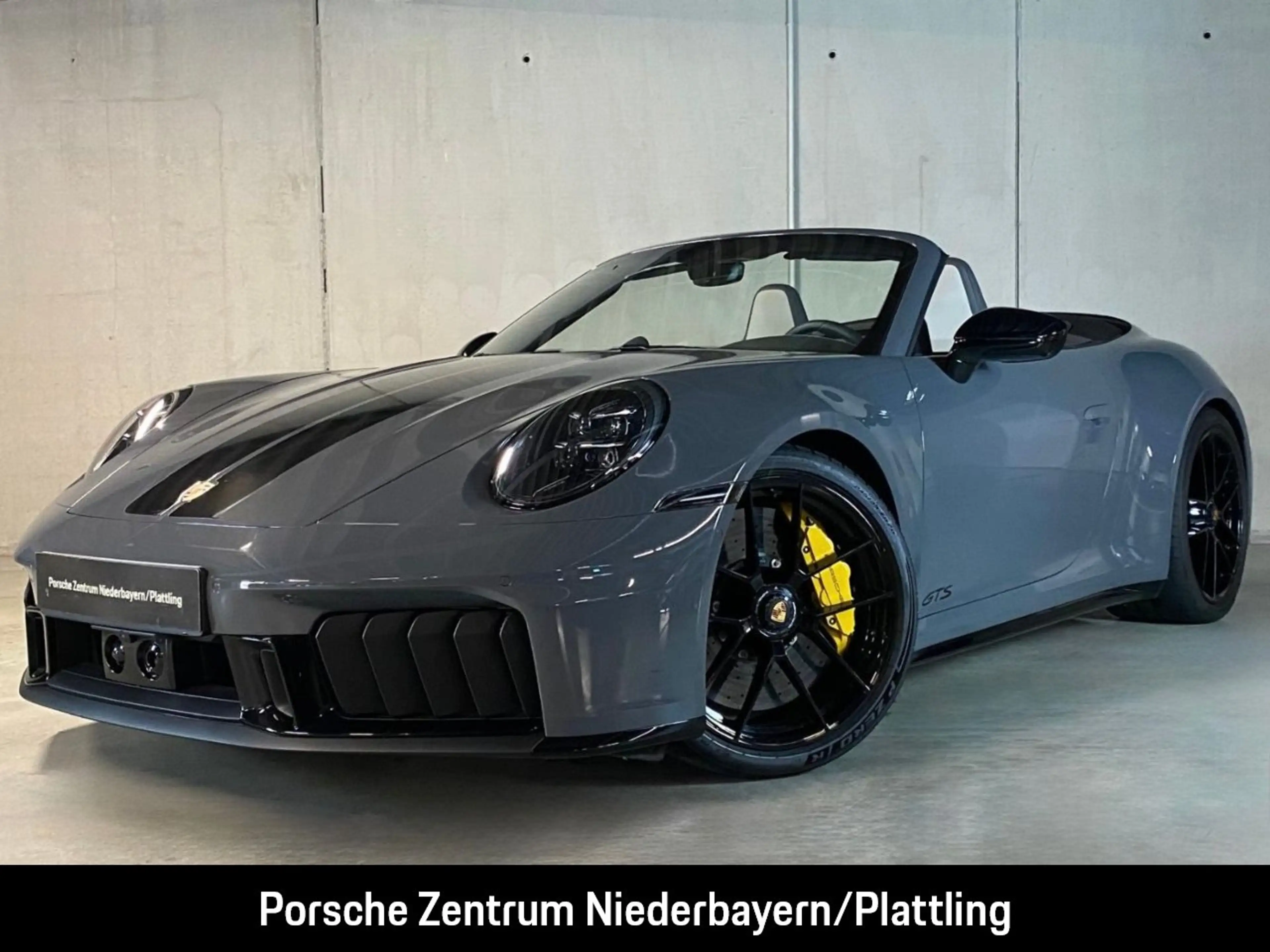 Porsche 992 (911) Carrera 4 GTS Cabrio |PCCB |Burmester