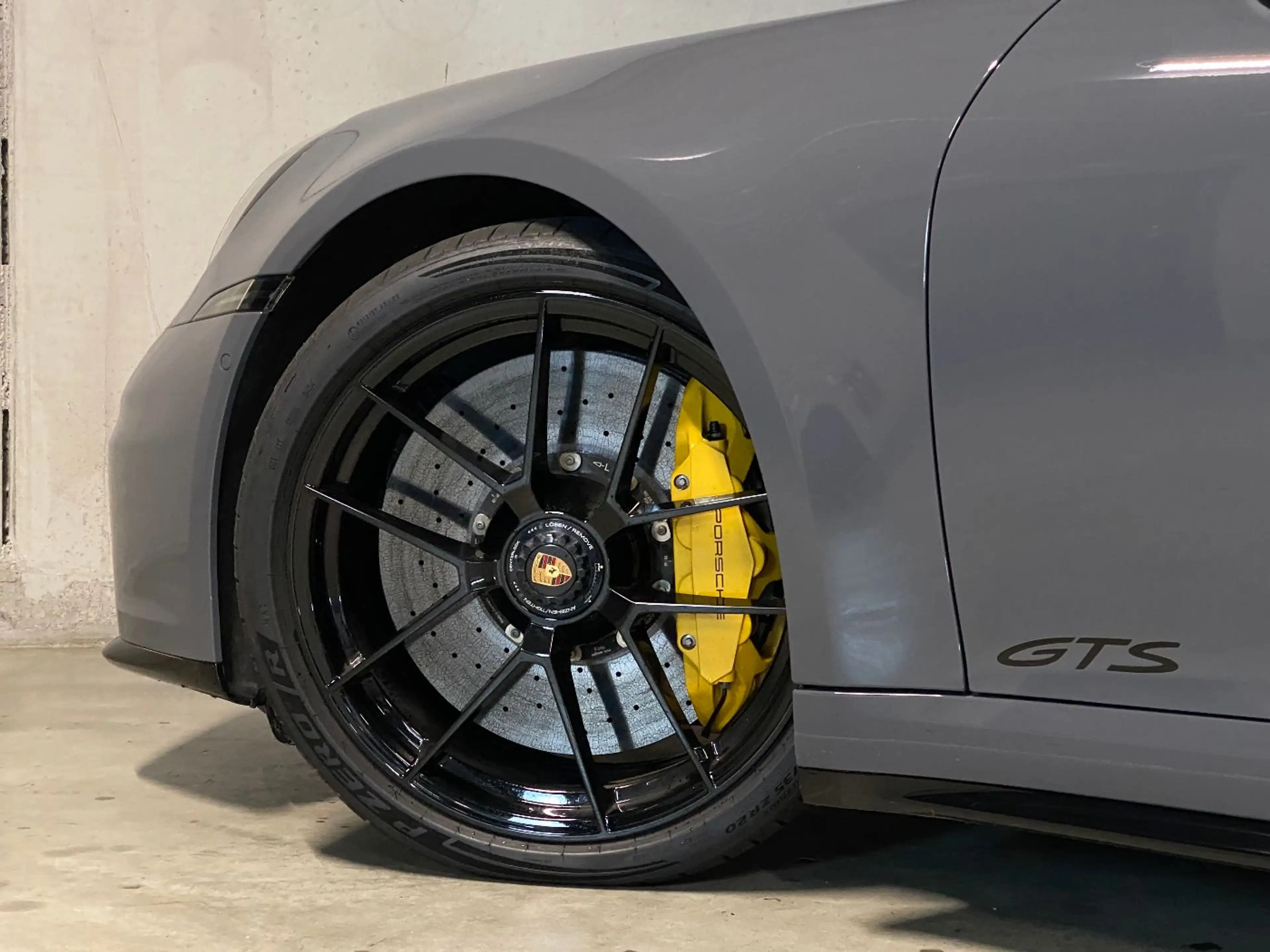 Porsche 992 (911) Carrera 4 GTS Cabrio |PCCB |Burmester — photo 10