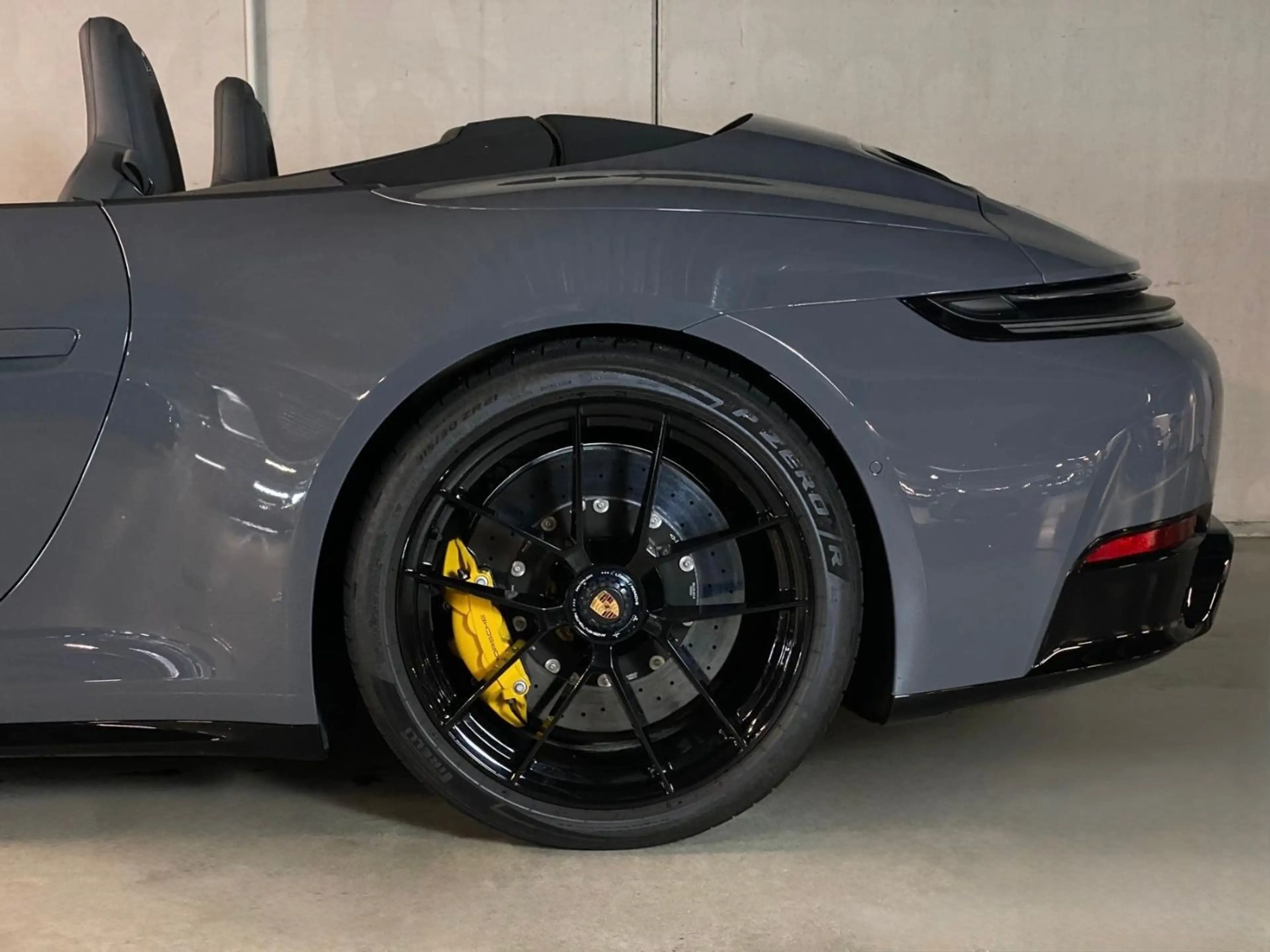 Porsche 992 (911) Carrera 4 GTS Cabrio |PCCB |Burmester — photo 13